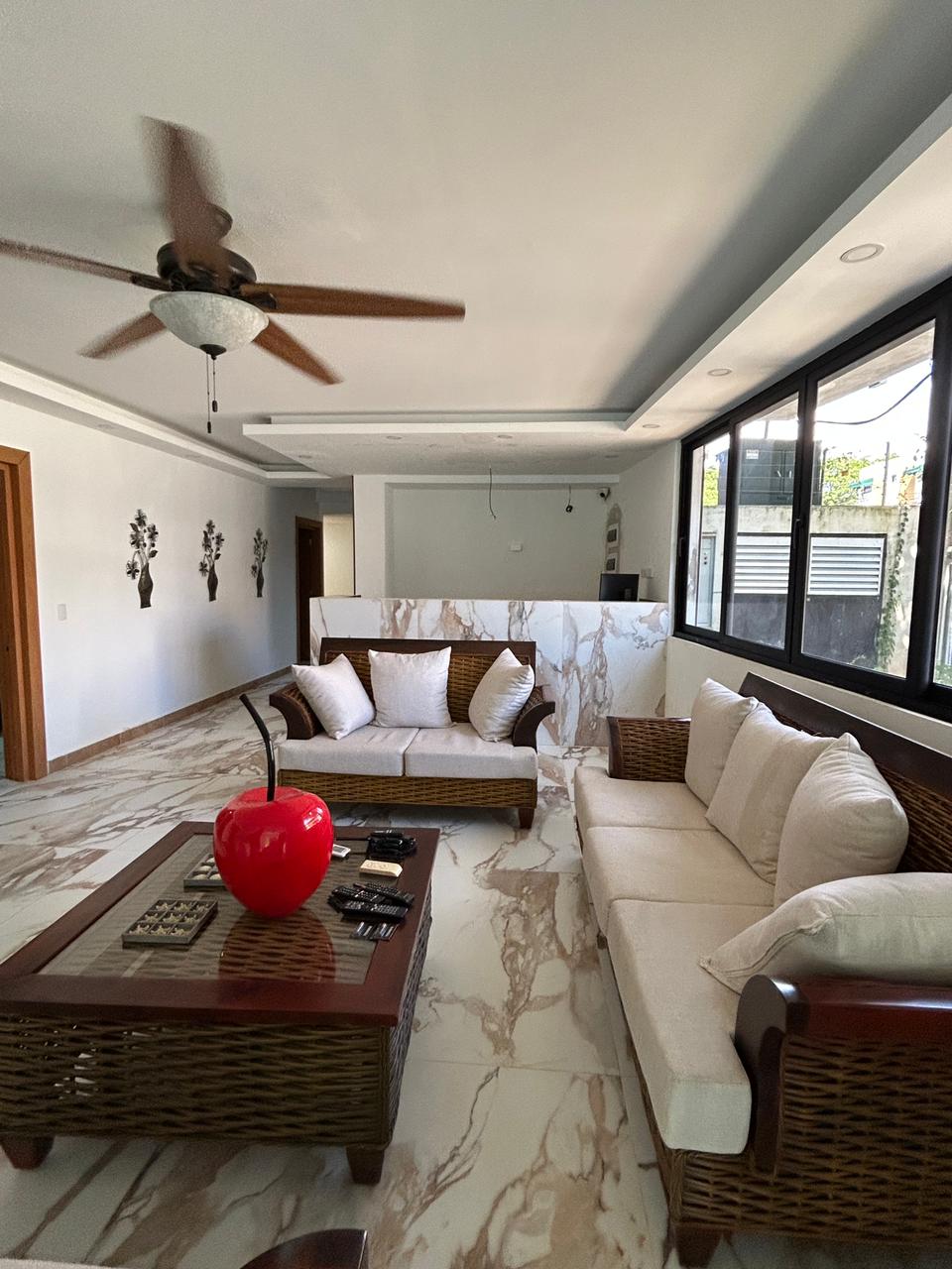 otros inmuebles - SE VENDE O SE ALQUILA EDIFICIO DE 7 NIVELES GAZCUE 2