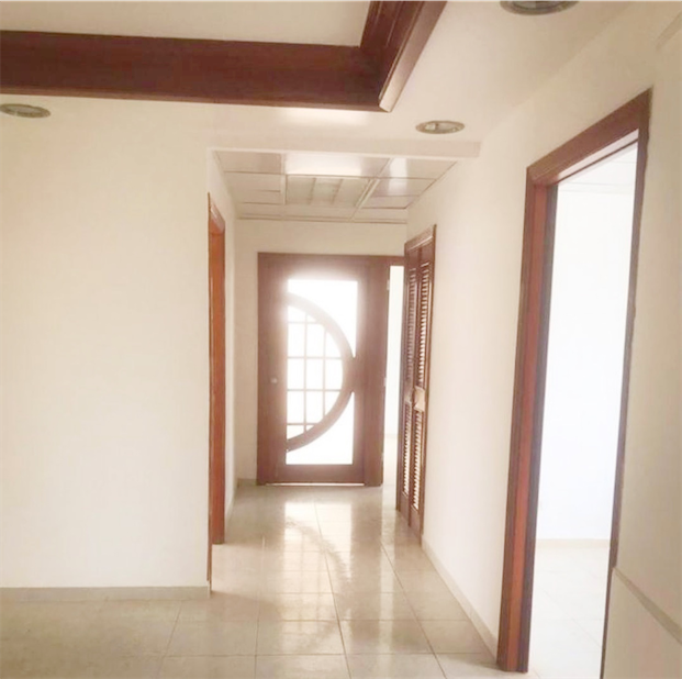 oficinas y locales comerciales - Local en Piantini 130 M 3