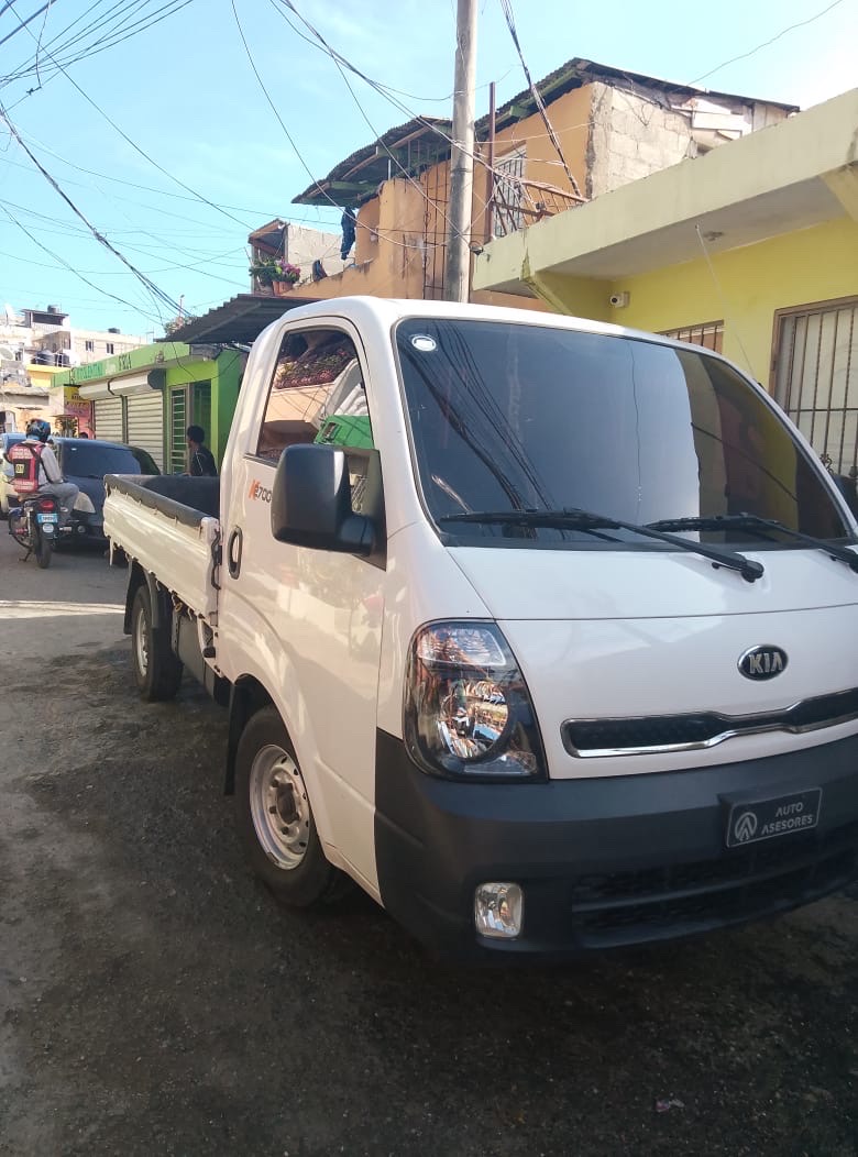 jeepetas y camionetas - Camión Kia K2700, año 2021, como nuevo. 1