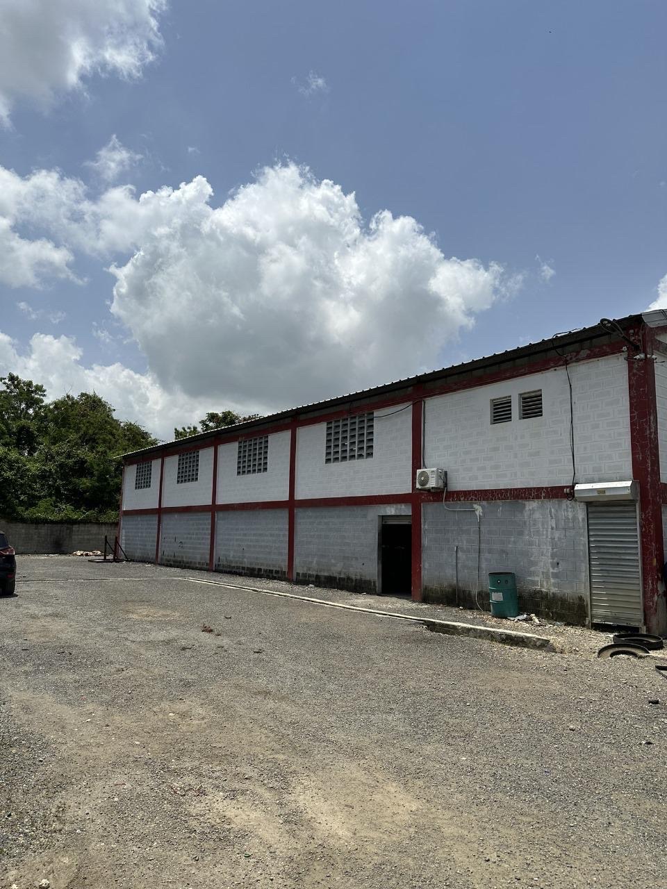 solares y terrenos - se alquila nave industrial  1