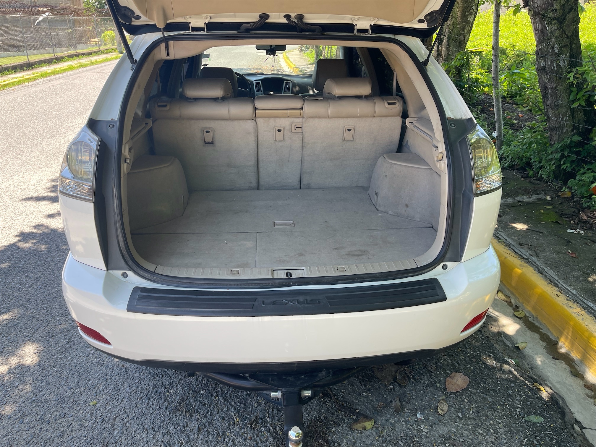 jeepetas y camionetas - Lexus RX 350 2008 buena condición ,negociable 3