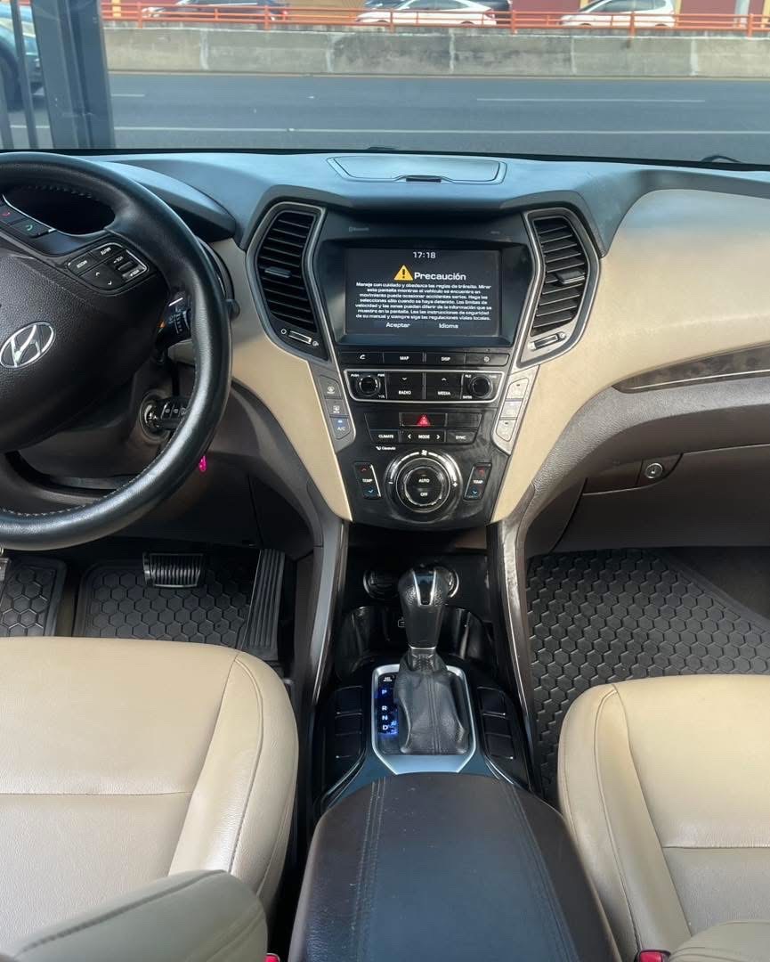 jeepetas y camionetas - HYUNDAI SANTA FE 2018 8