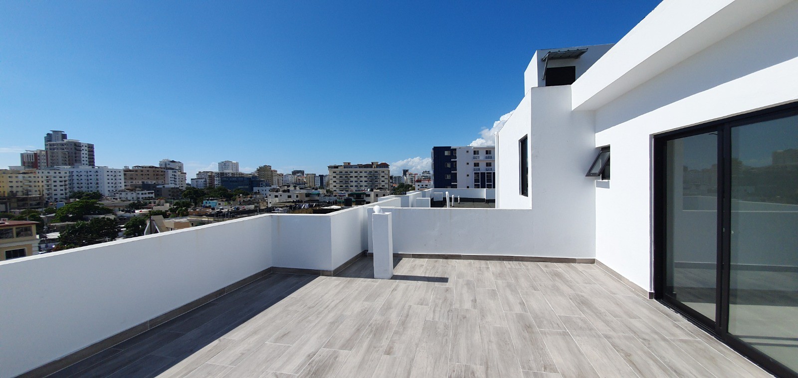 penthouses - Penthouse Bella Vista  0
