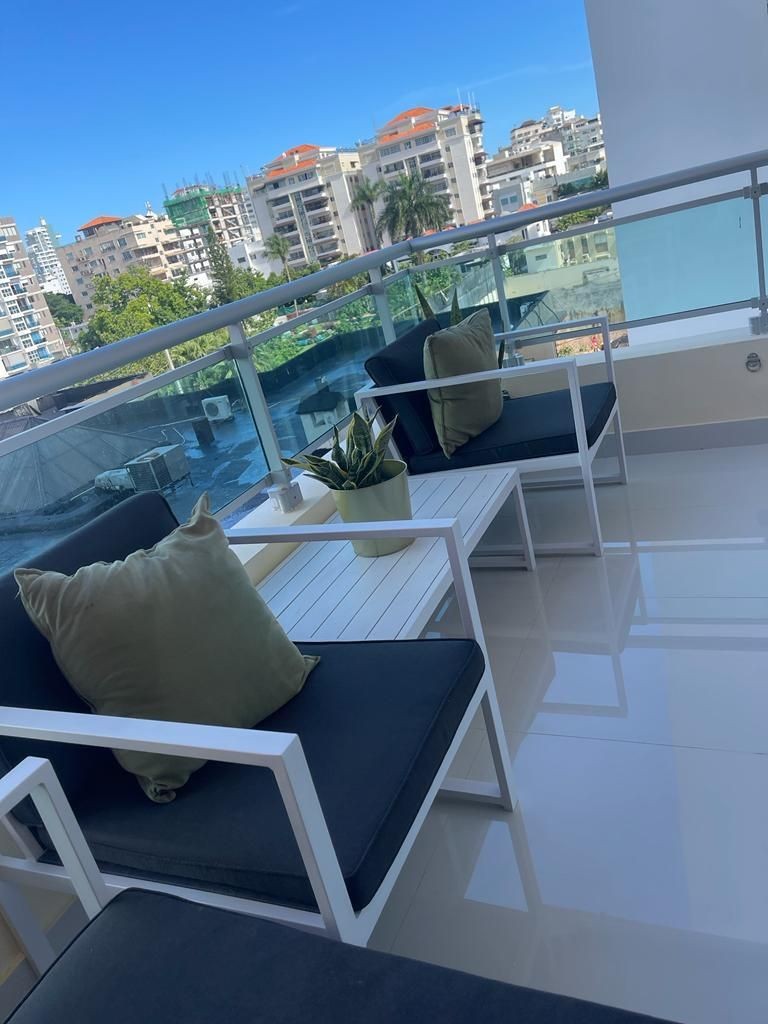 apartamentos - Naco amueblado 2 habitaciones 2.5 banos 2 parqueos balcon 5
