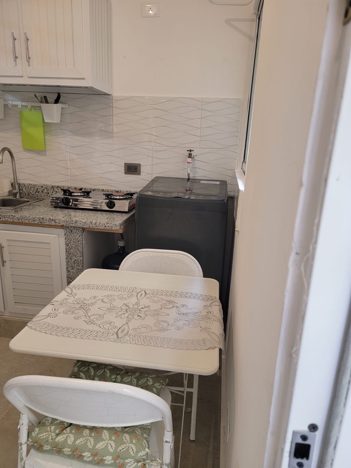 apartamentos - alquilo estudio amueblado  8