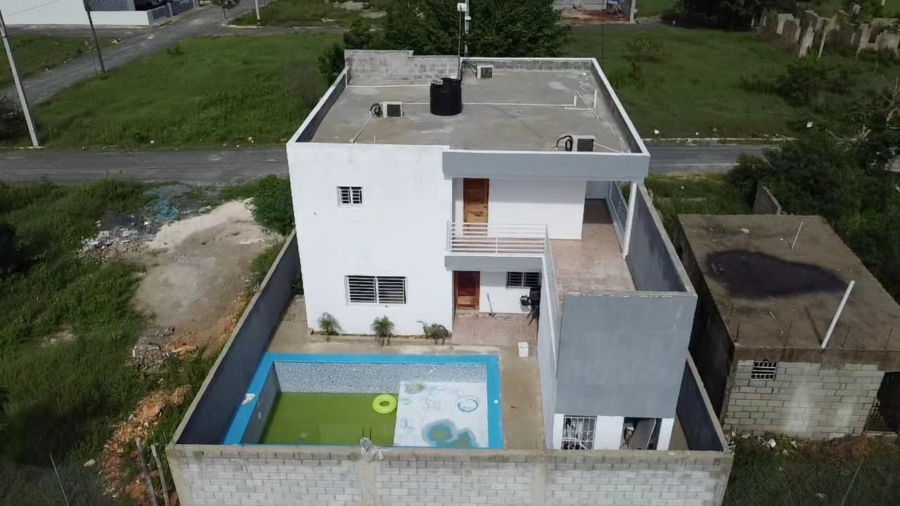 casas - Casa Nueva y Amplia  Con Piscina en Residencial  5