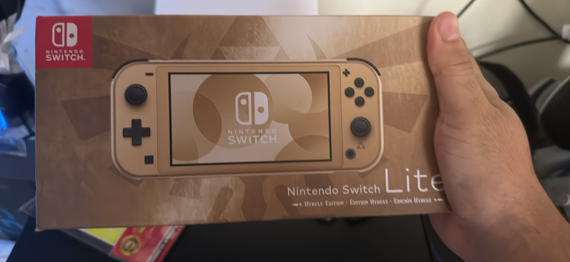 consolas y videojuegos - negociable!! Nintendo switch lite edición limitada Zelda! con accesorios 
 0