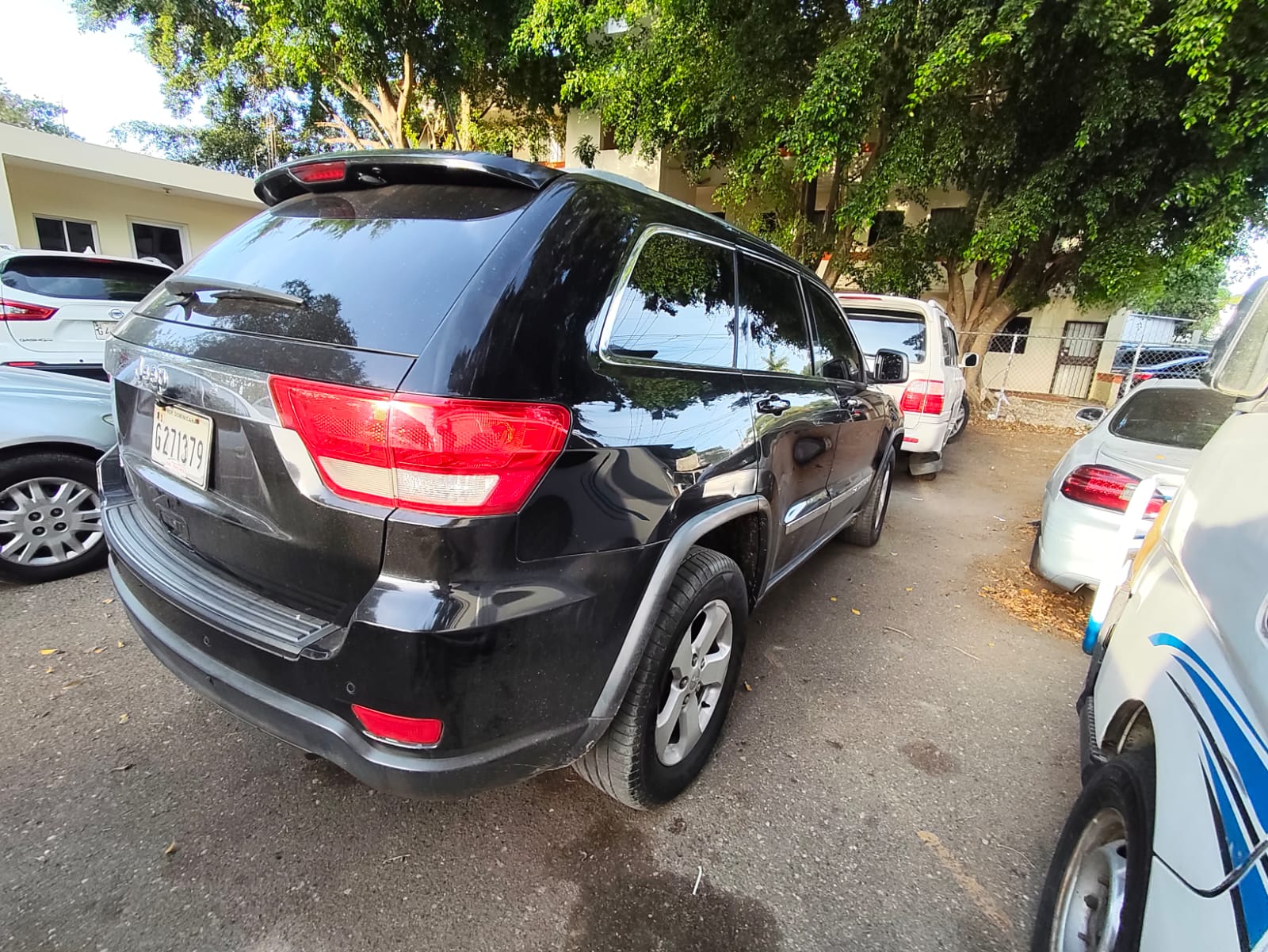 jeepetas y camionetas - jeep grand cherokee laredo 2012 3