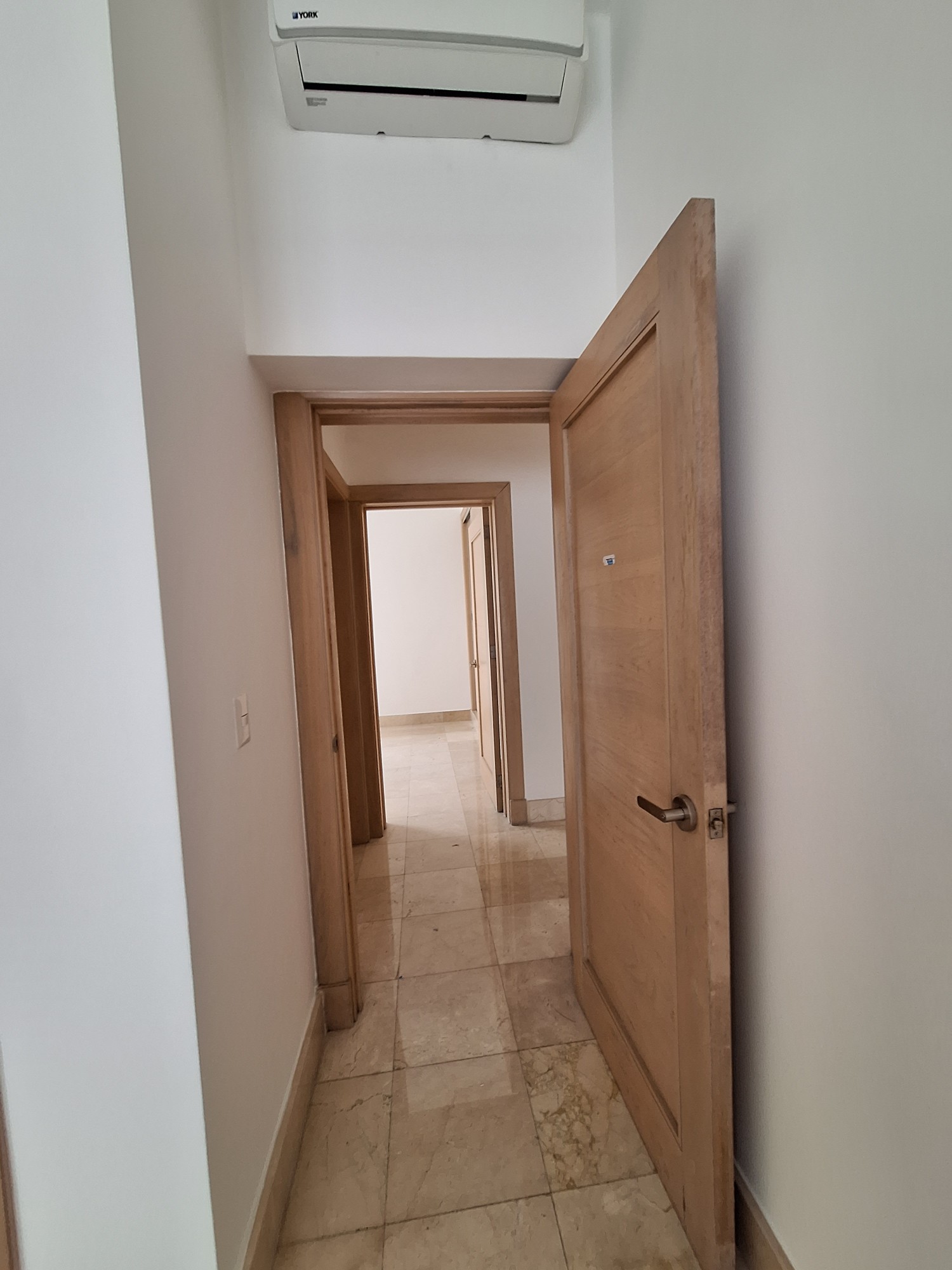 apartamentos - Rento apartamento sin amueblar en Piantini  7