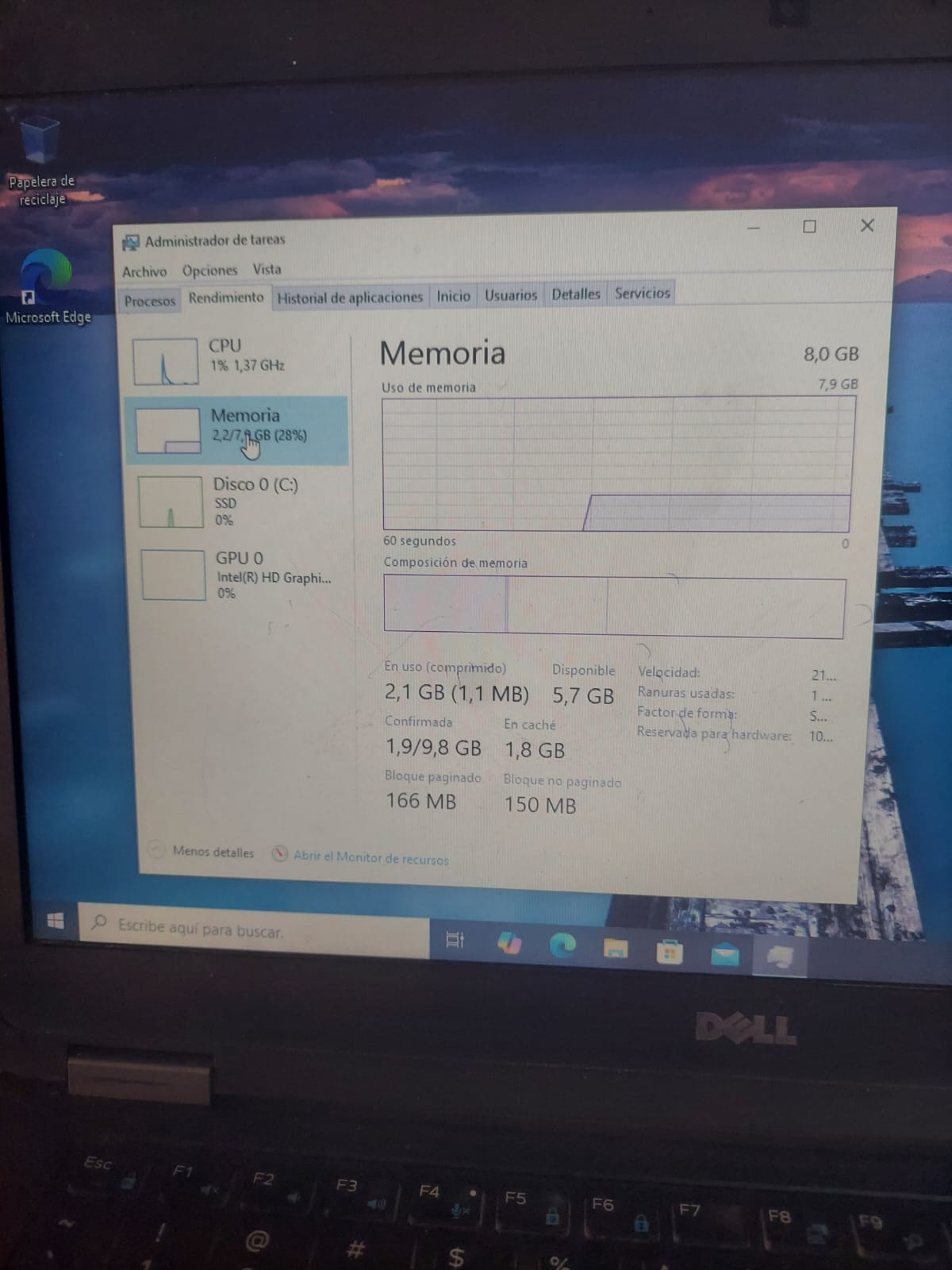 computadoras y laptops - Se vende lapto de oportunidad.13,000 Negociable. 3