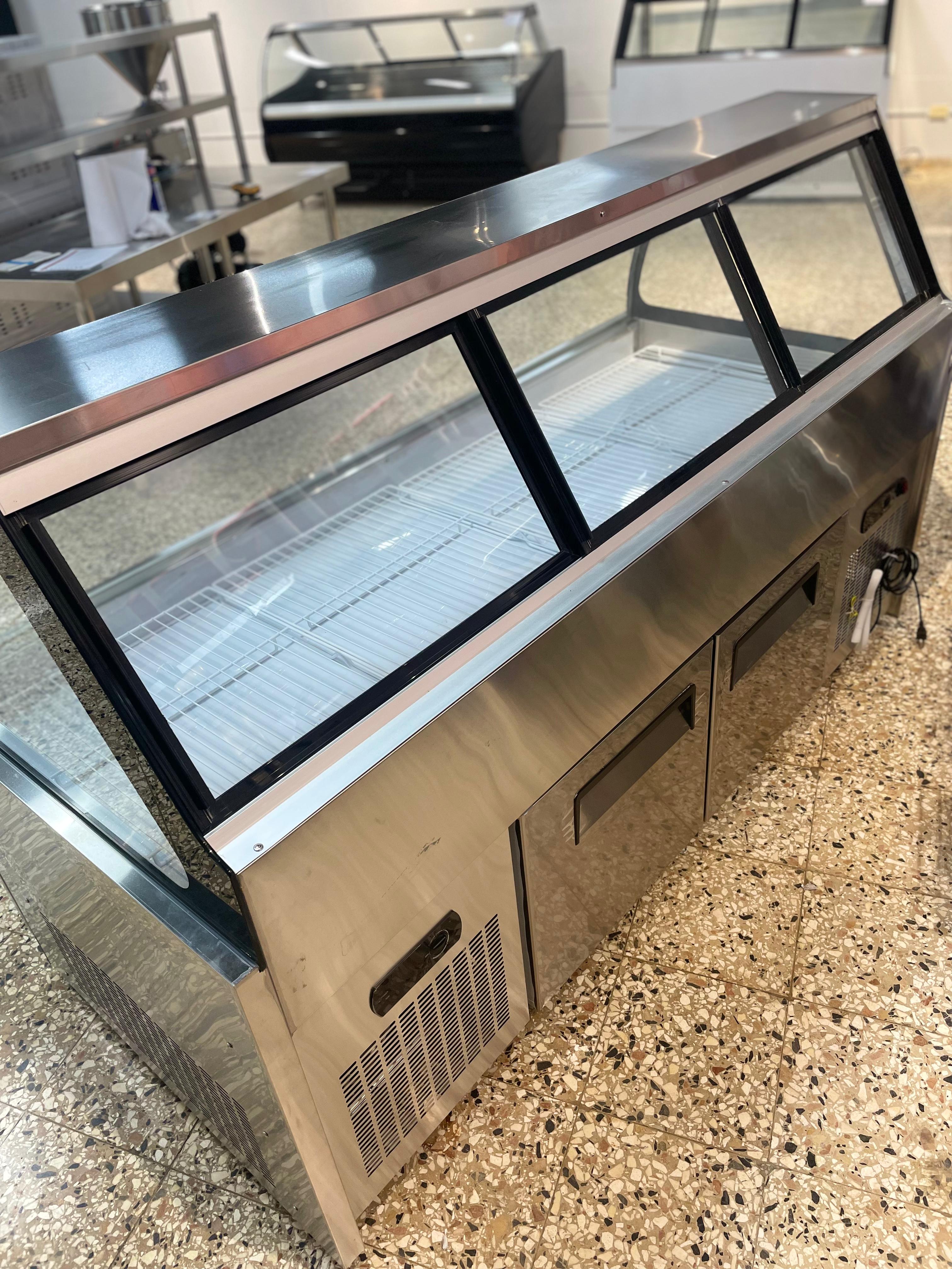 equipos profesionales - Freezer vitrina exhibidora de carnes embutidos 5