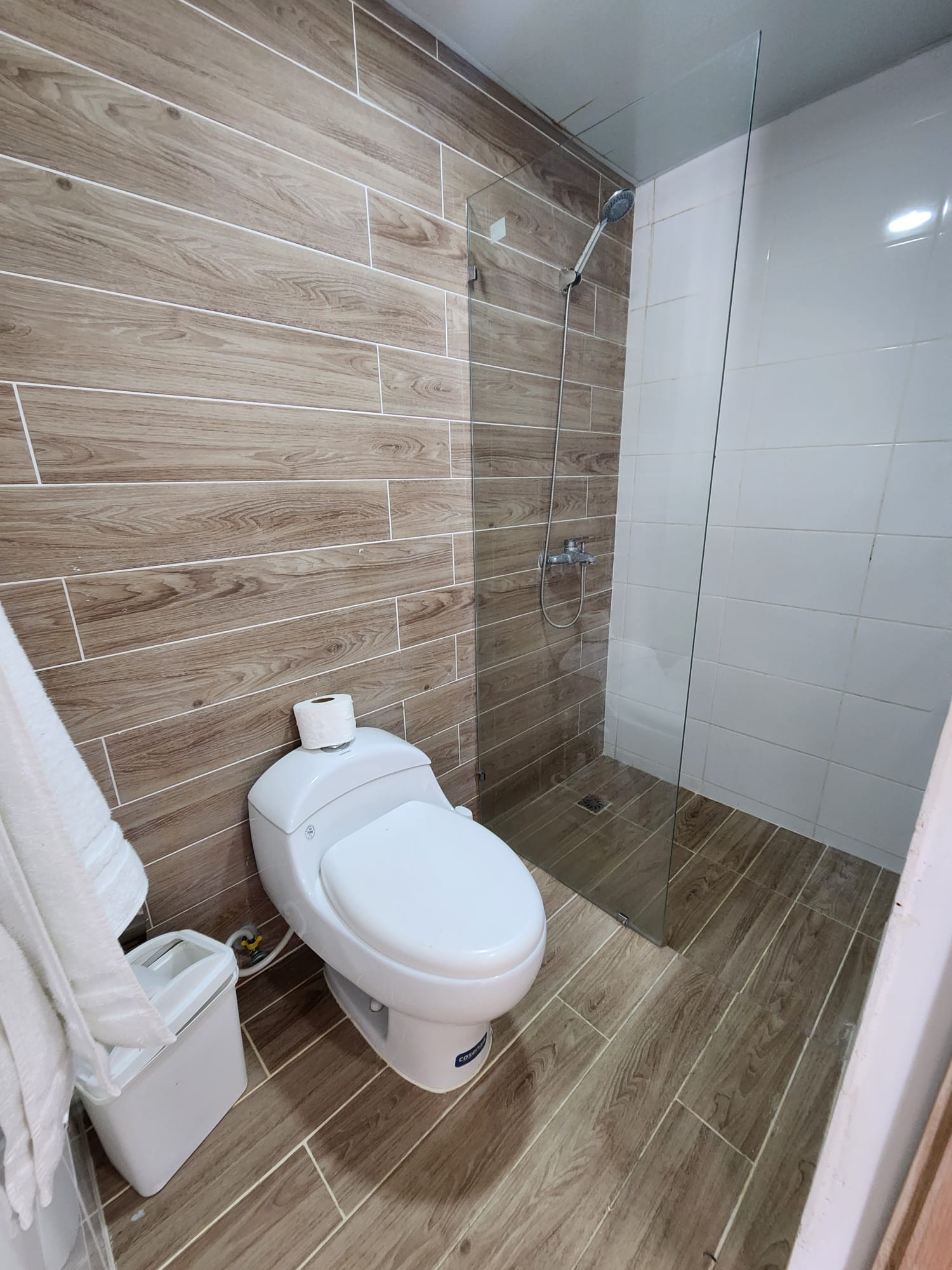 apartamentos - Hermoso apartamento en los frailes, 2do nivel, de poco uso, santo domingo este 5