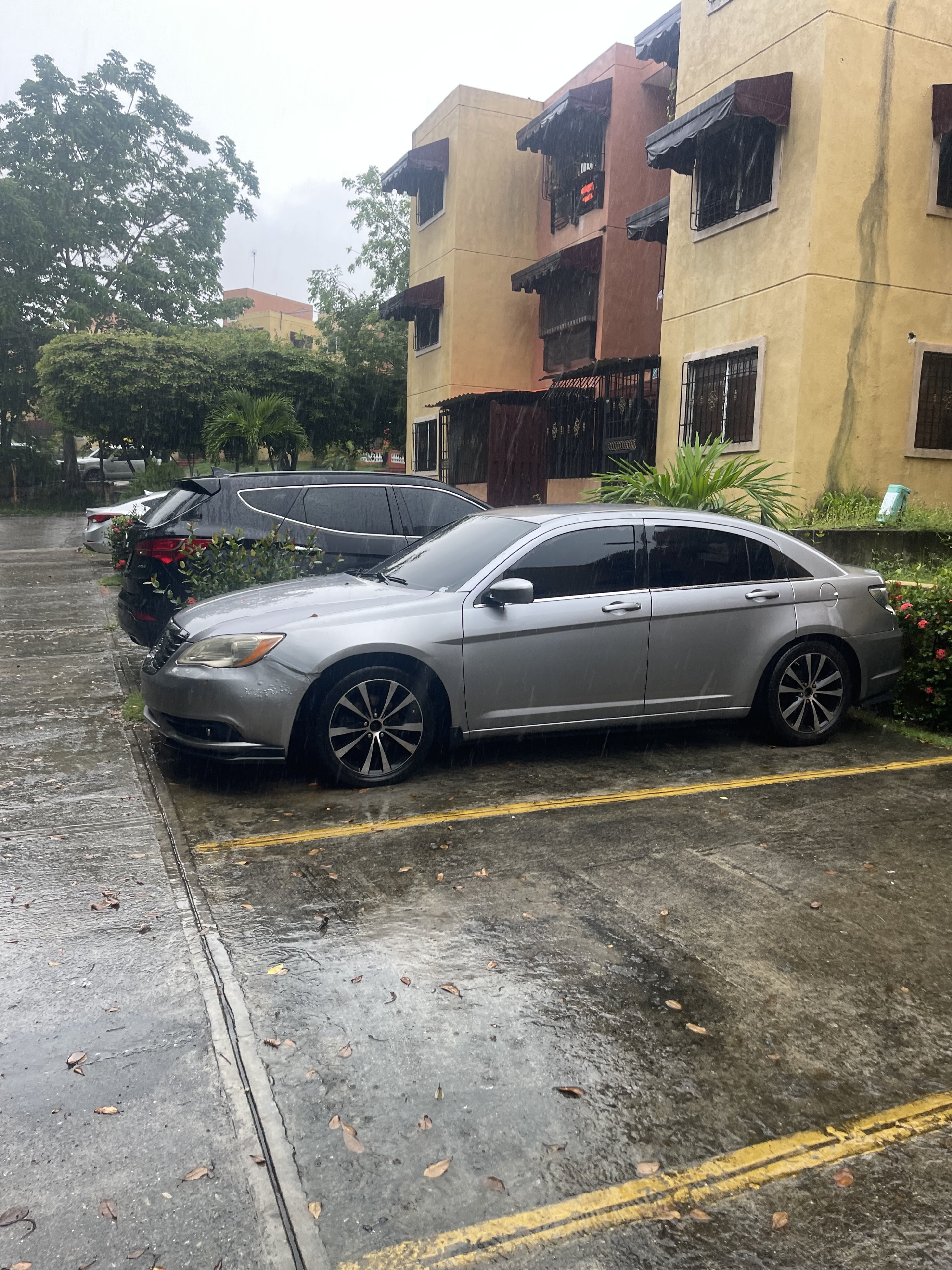 carros - Chrysler 200 S 2013 3