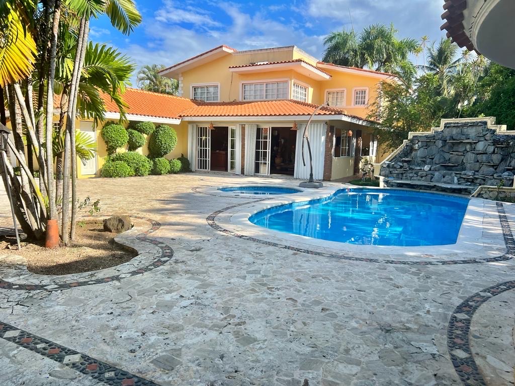casas vacacionales y villas -  Villa en oferta ubicada en Metro Country club, Juan Dolio, República Dominicana 0
