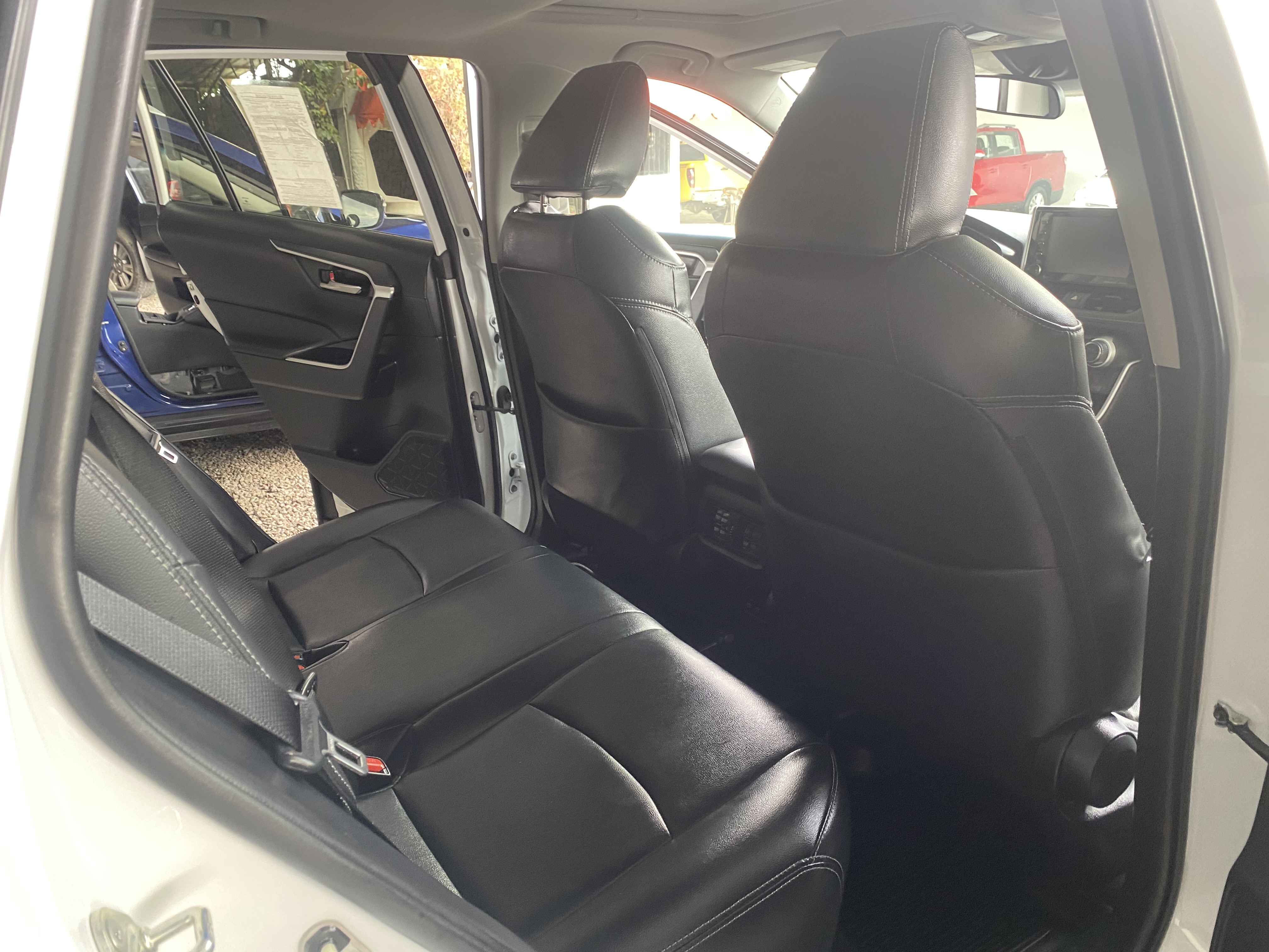 jeepetas y camionetas - Toyota rav4 XLE AWD recién importada Clean  6