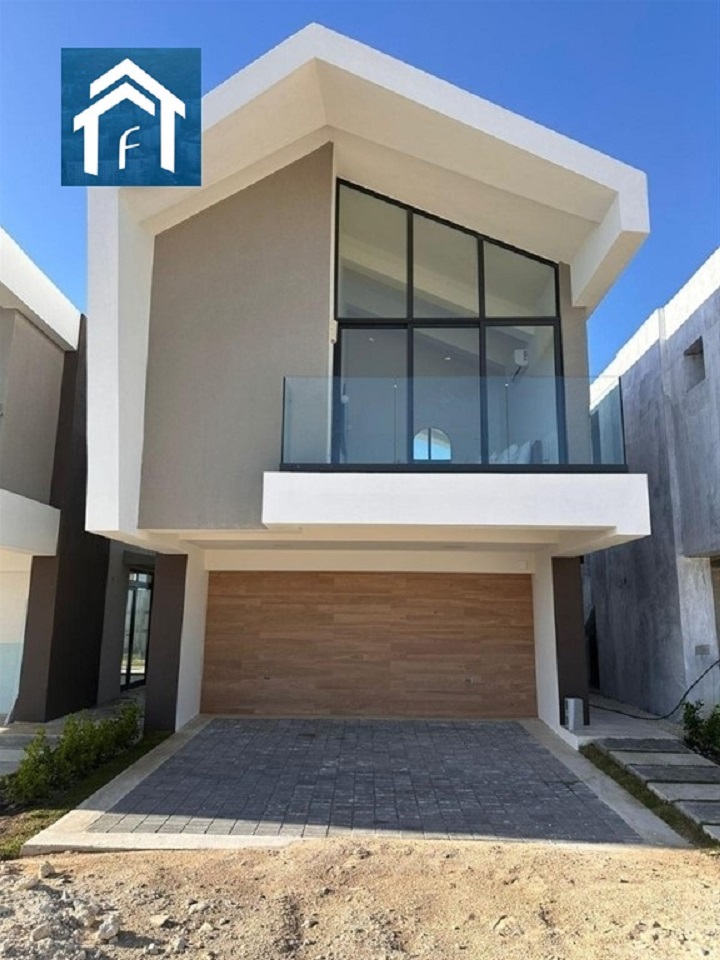 casas vacacionales y villas - Villas en Cap Cana a 7 Minutos de Playa Juanillo 2