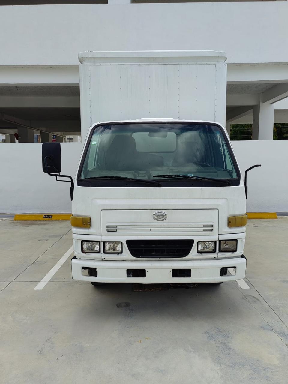camiones y vehiculos pesados - DAIHATSU CAMION FURGON CERRADO 2