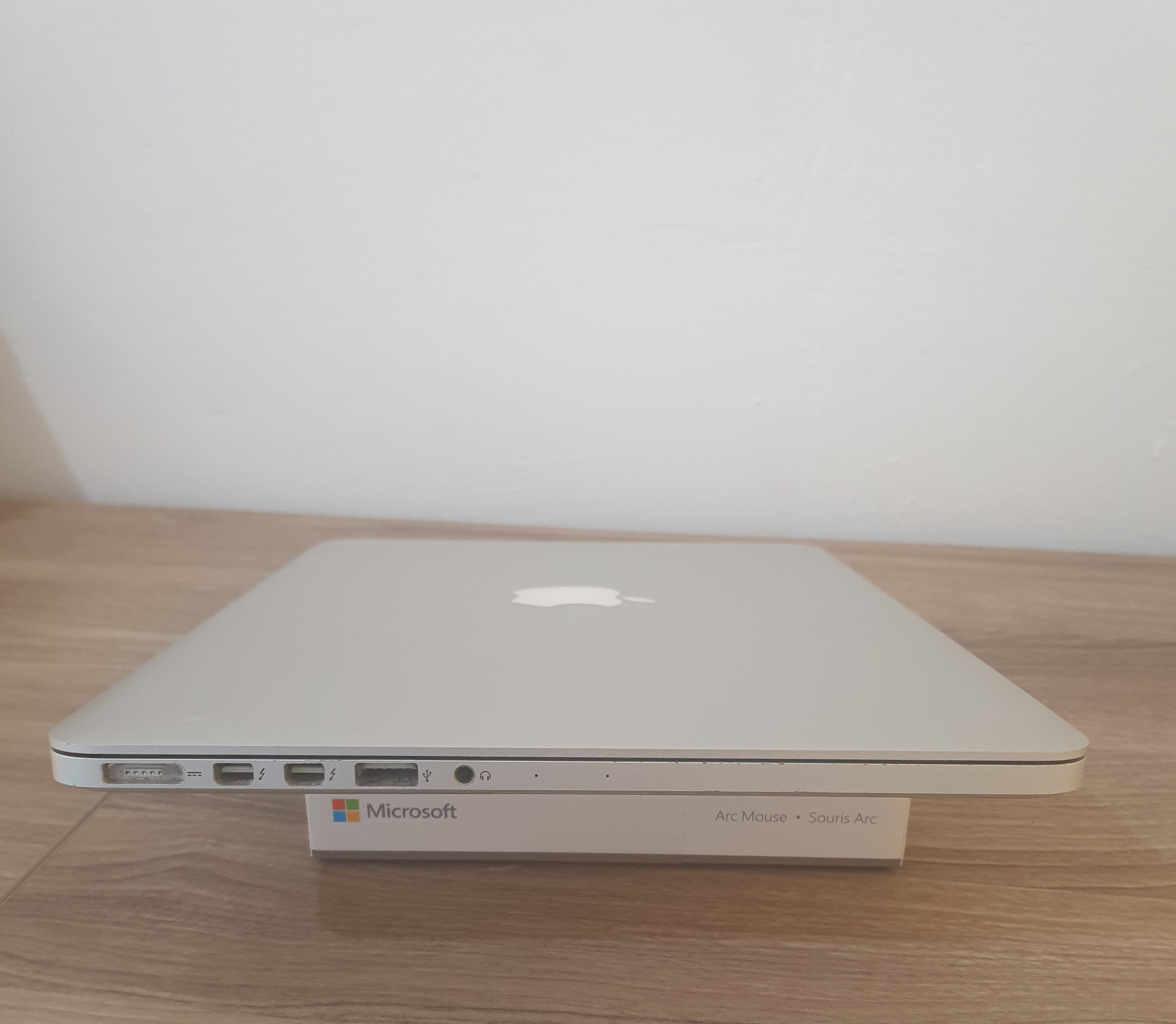 computadoras y laptops - Laptop MacBook Pro 2015, pant Retina 13,3'', 128GB, 8GB RAM, Core i5 como nueva 3