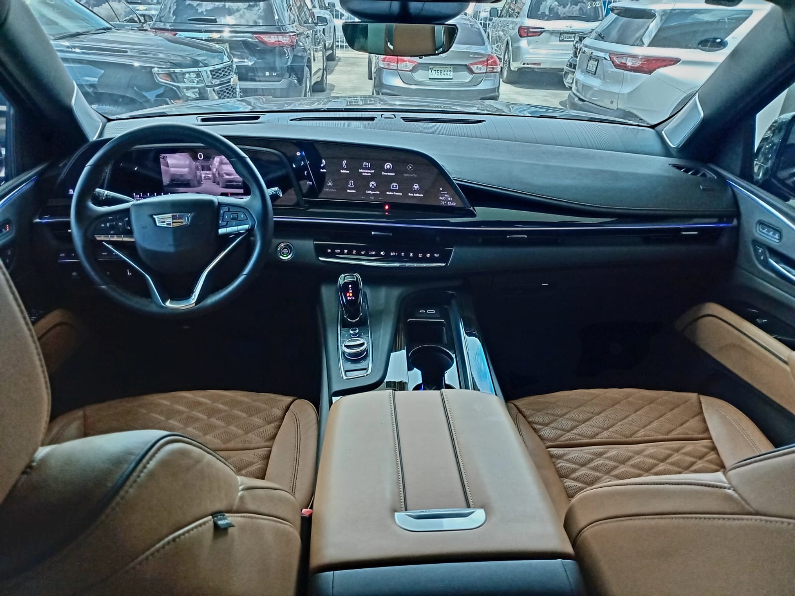 jeepetas y camionetas - Cadillac Escalade Premium Luxury 2023 6