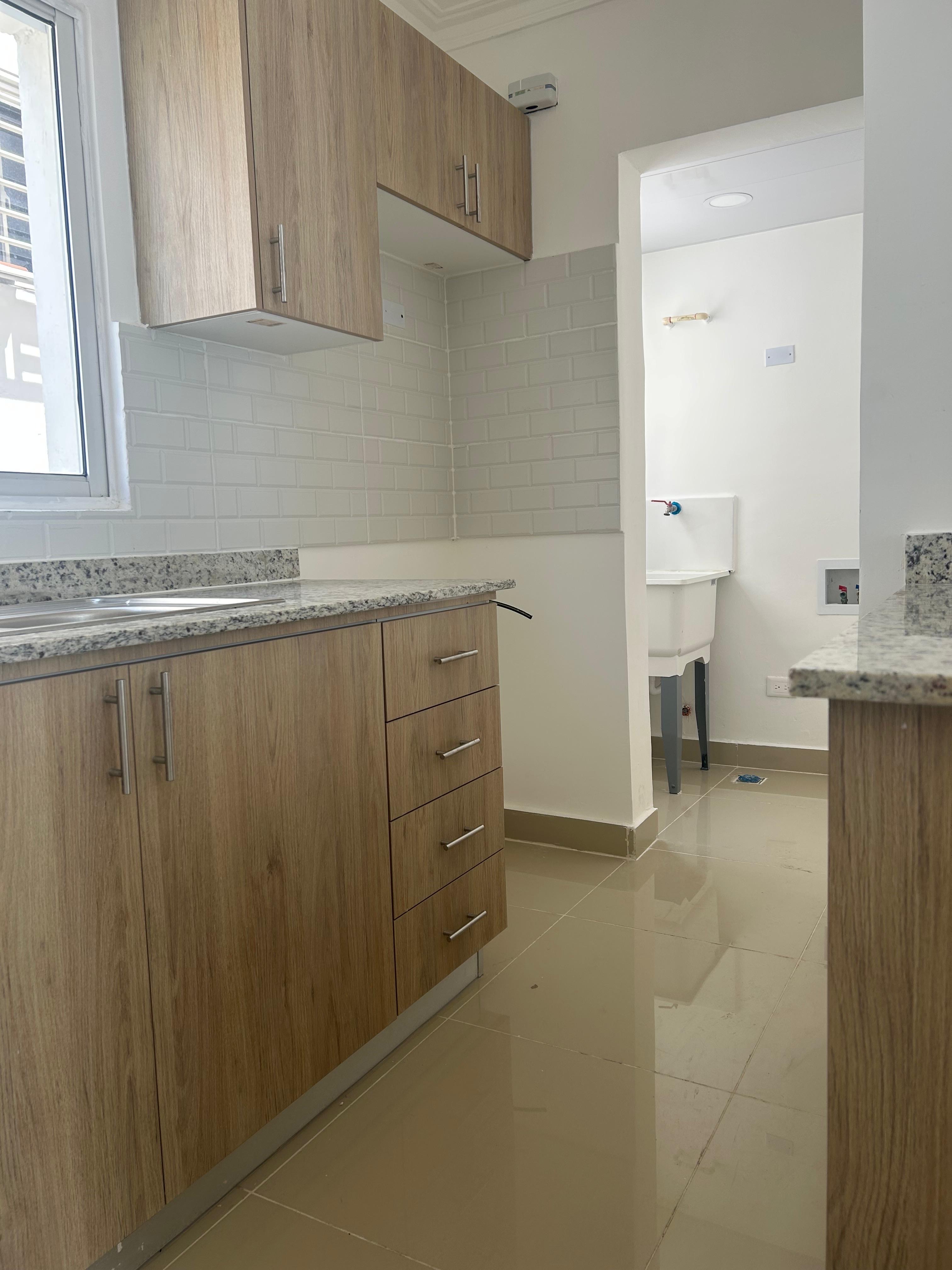 apartamentos - venta de apartamento de 2 habitaciones en la Avenida Monumental  1