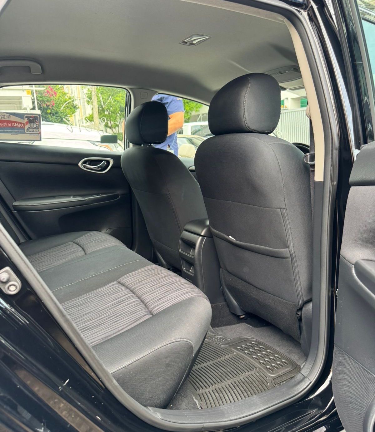 carros - Nissan Sentra SV 2019 9