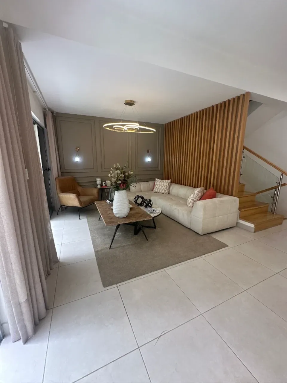 casas - Venta de Casa en Viejo Arroyo Hondo Con piscina 2
