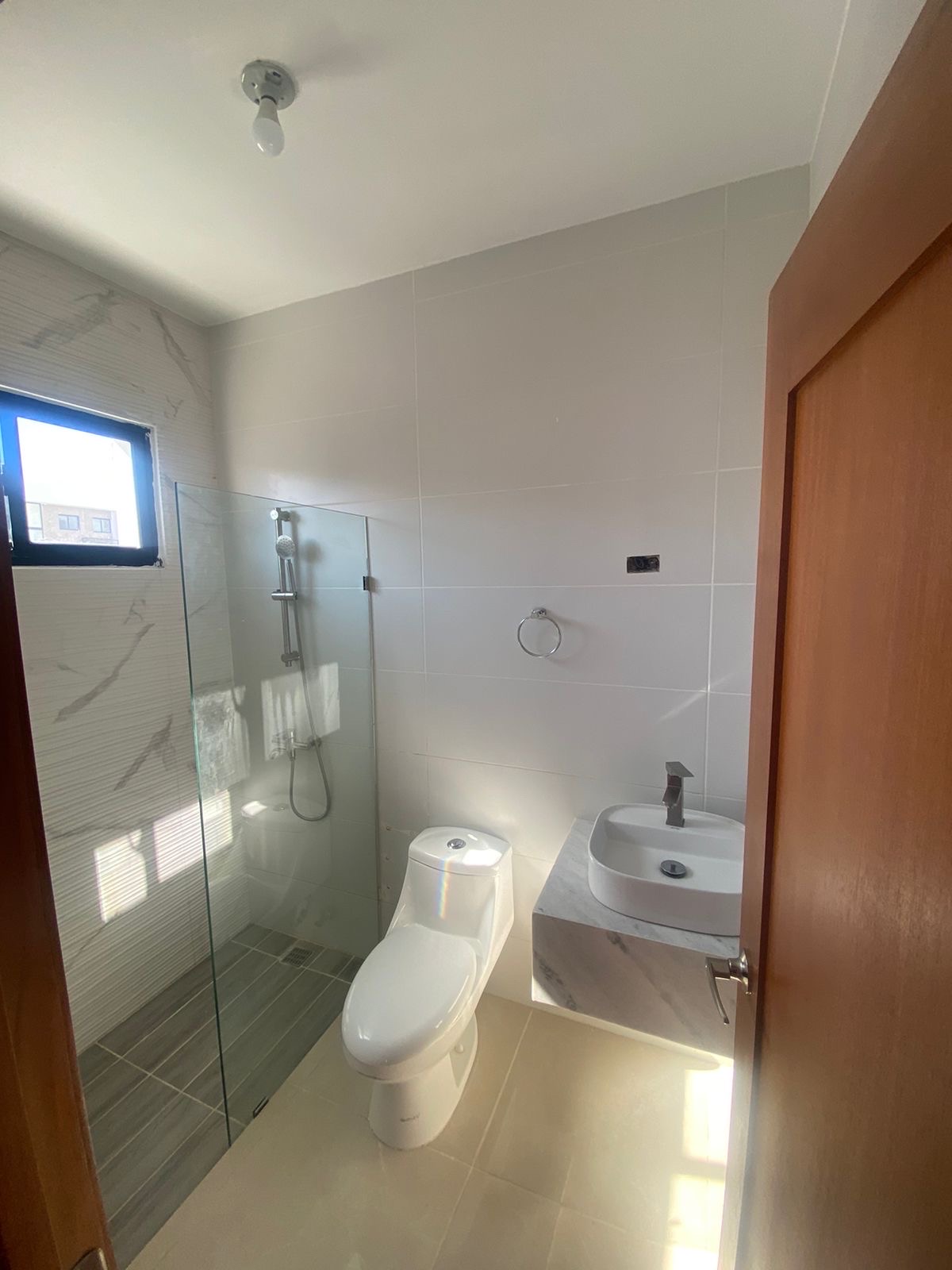 apartamentos - ALQUILO PISO 8 CON TERRAZA PRIVADA 8