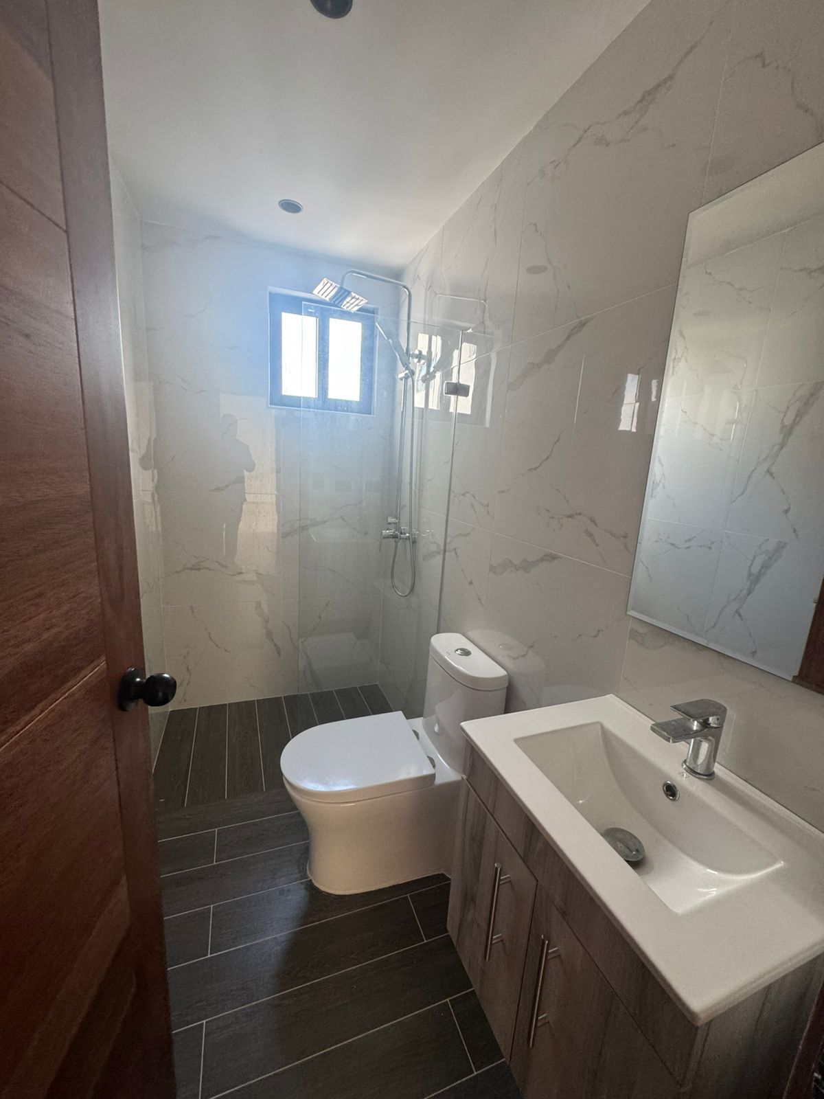 apartamentos - ALQUILO Piso 7 En El Corazon de Serrallés 
CÓDIGO: PD468 6