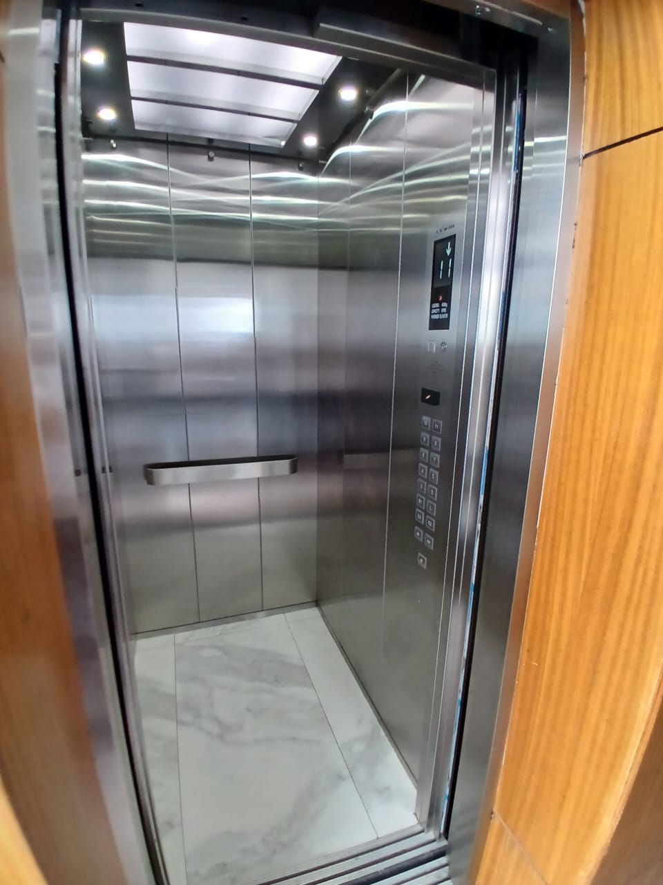 oficinas y locales comerciales - oficina Evaristo excelente torre profesional  1