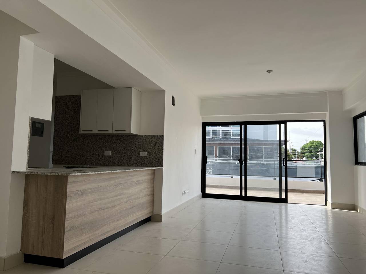 apartamentos - Moderno apartamento con terraza en venta  4