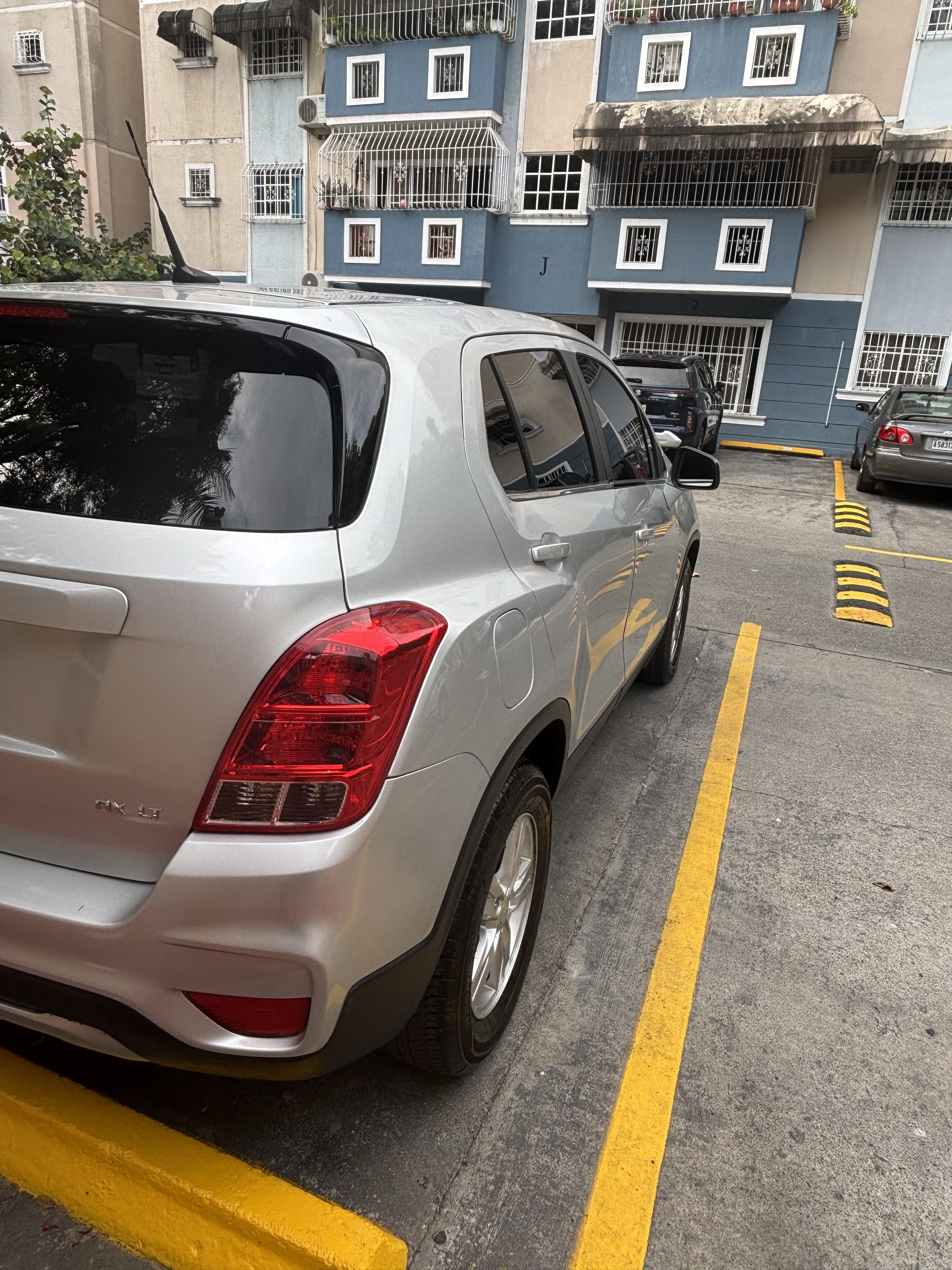 jeepetas y camionetas - Chevrolet Trax LT 2017 3
