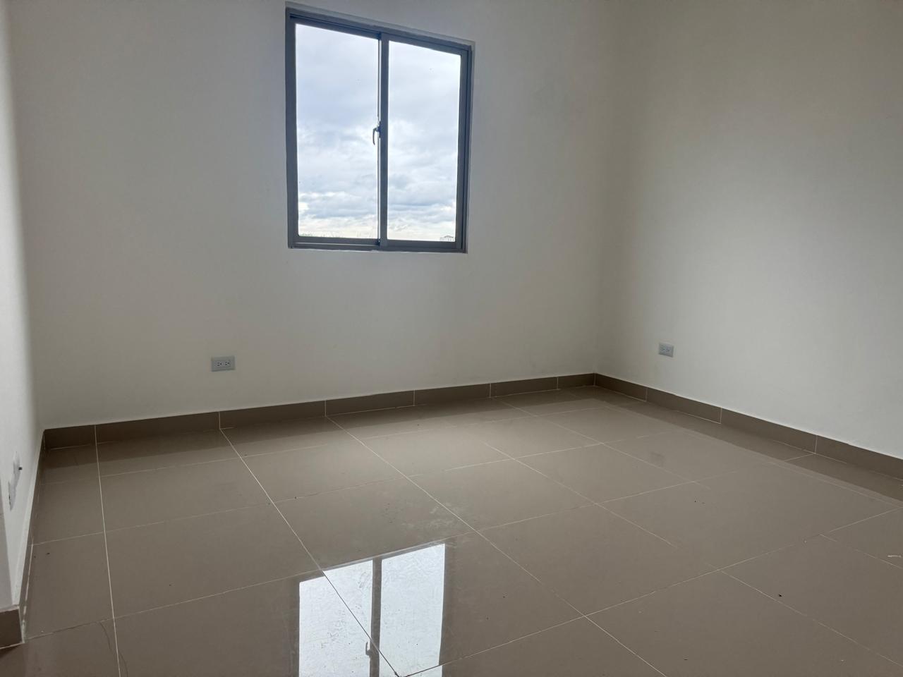 apartamentos - Apartamento 6to piso Av Indep. Urb las Acacias 4