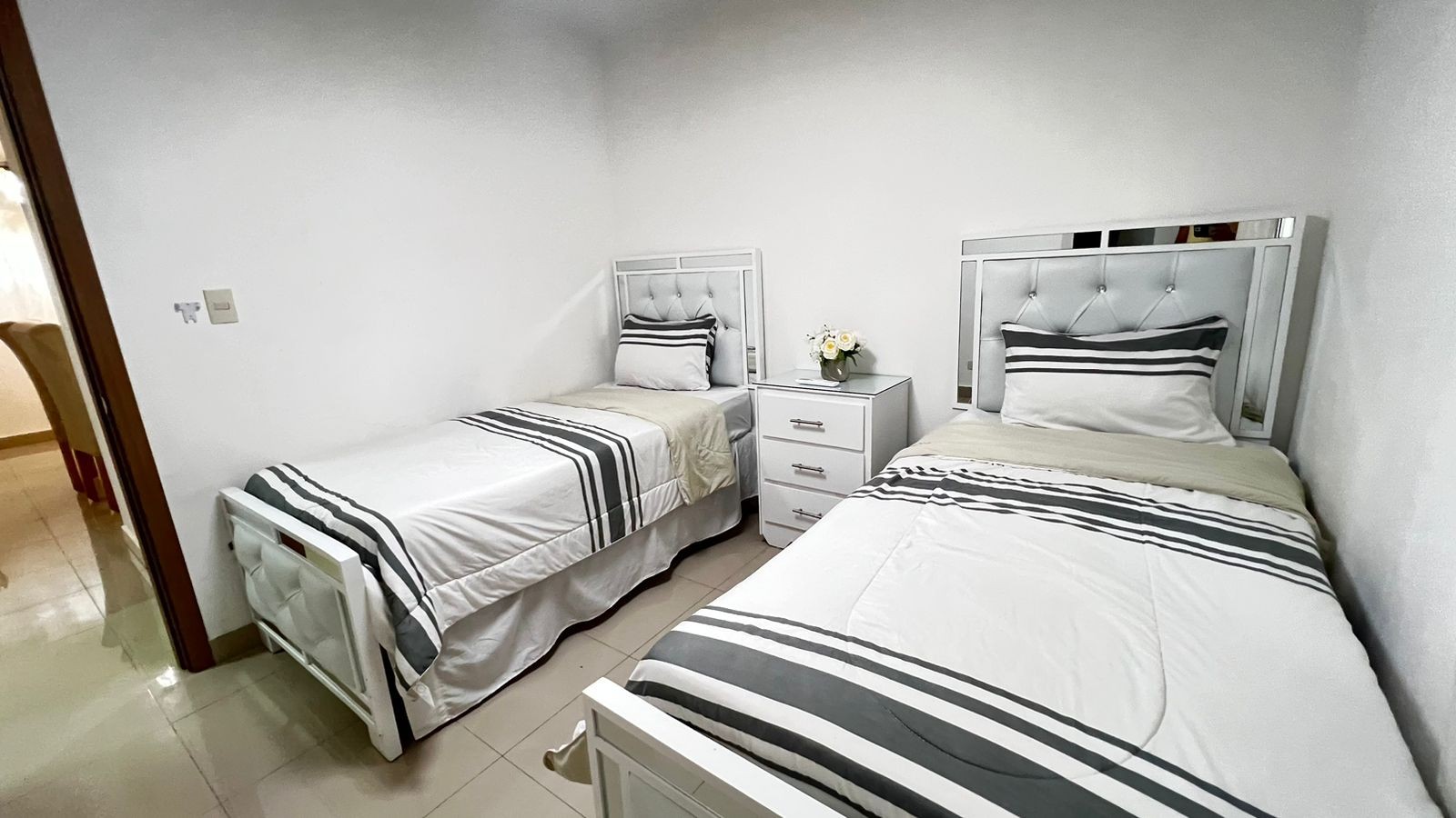 apartamentos - Apartamento disponible en Av. Hispanoamericana 8