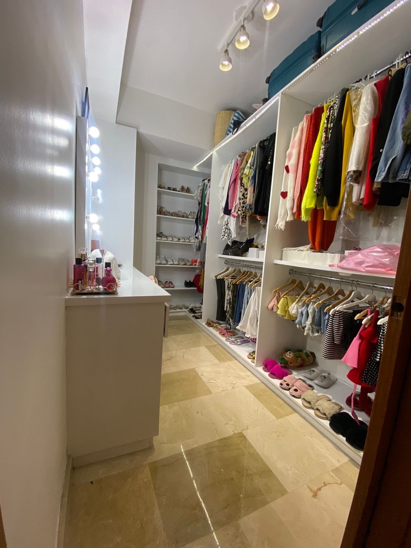 apartamentos - Apartamento en Venta en Naco  6
