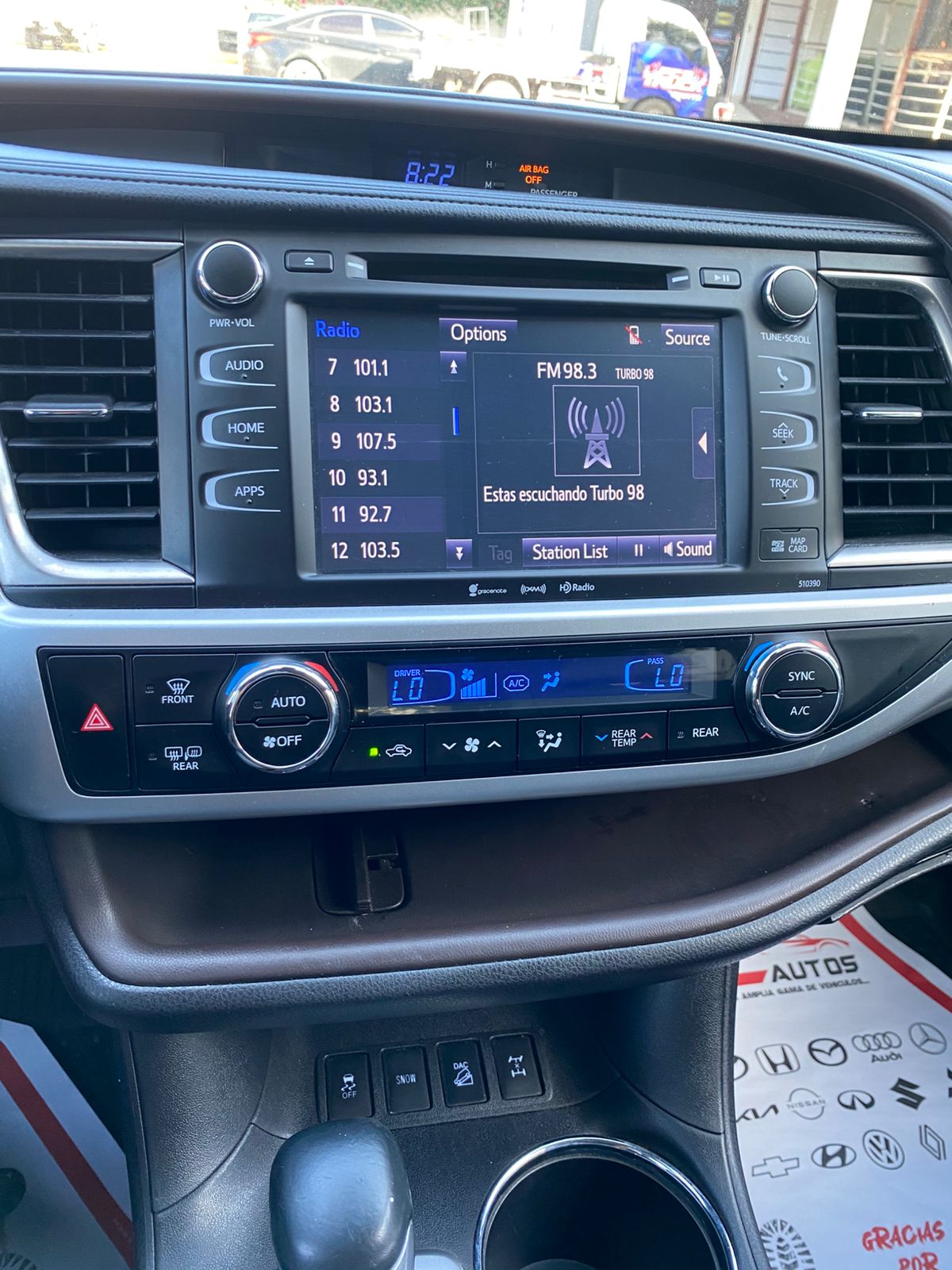 jeepetas y camionetas - Toyota Highlander 2019 SE 4X4 Excelente estado! 5