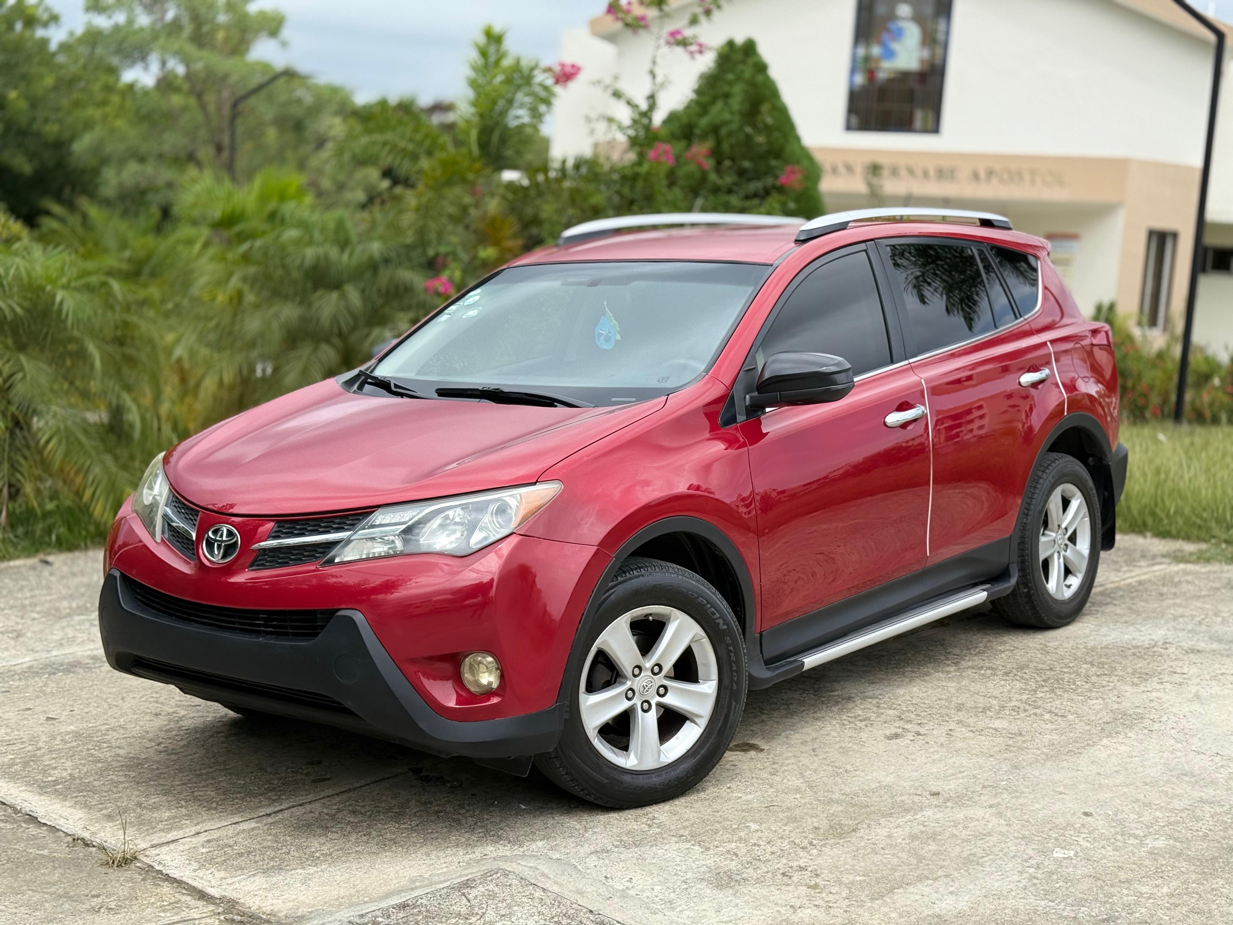 jeepetas y camionetas - Toyota rav4 2015 0