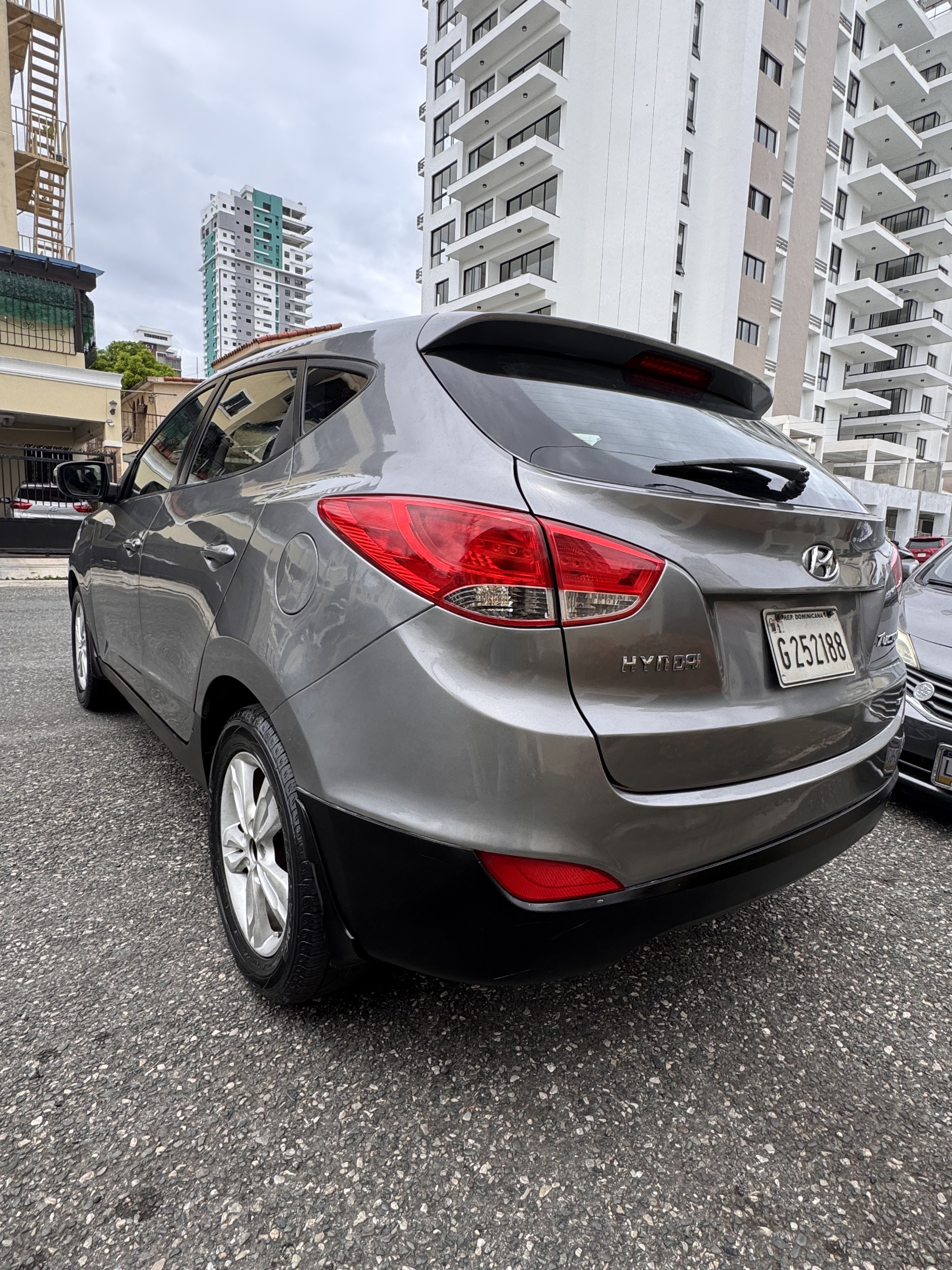 jeepetas y camionetas - Hyundai Tucson 2011 3