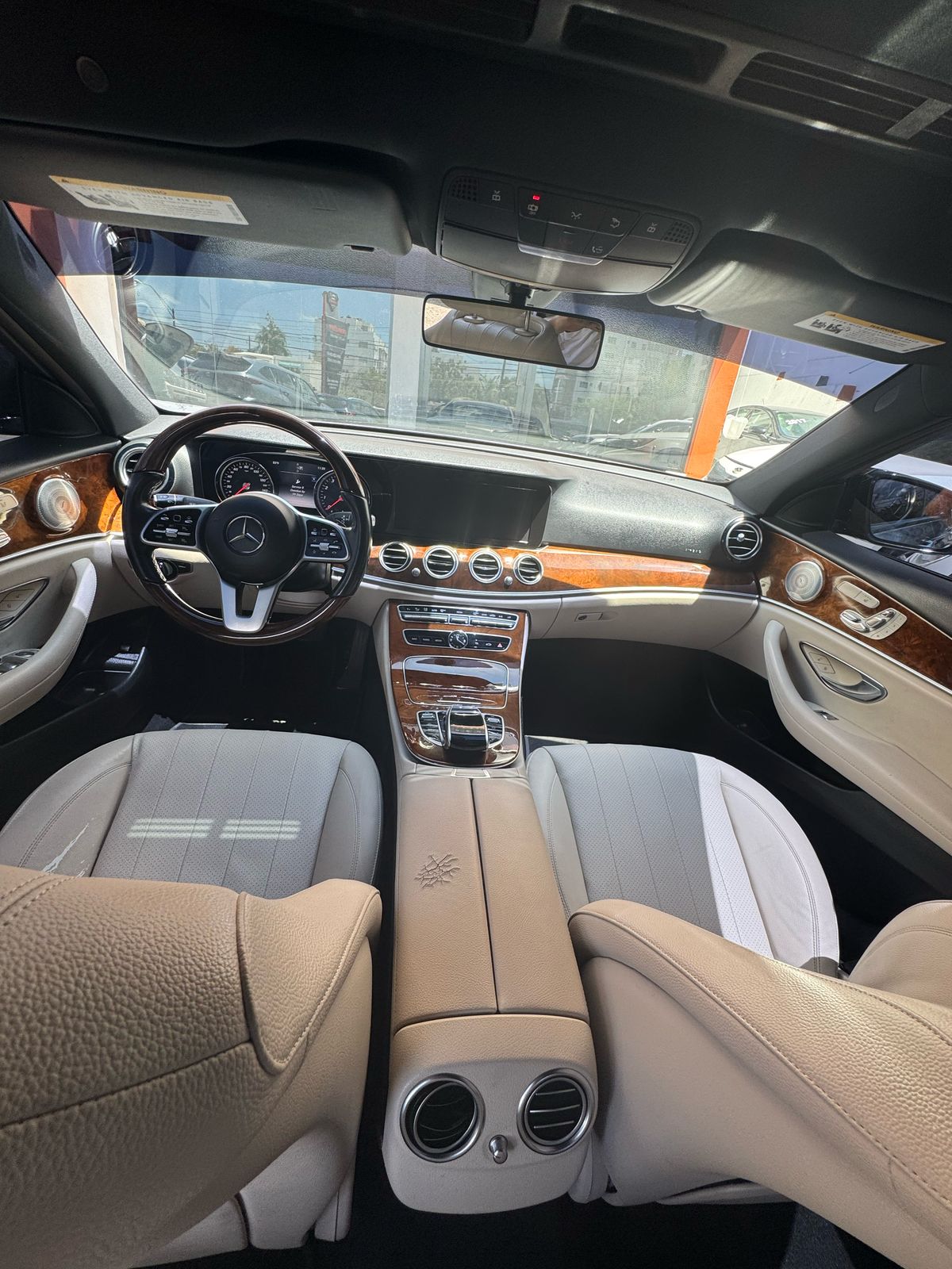 carros - Mercedes Benz E300 4