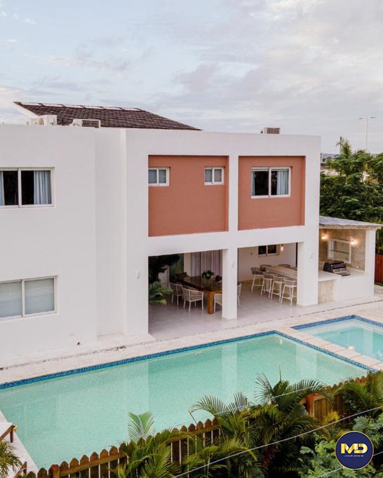 casas vacacionales y villas - VILLA AMUEBLADA CON PISCINA+JACUZZI| TERRAZA| PATIO| 3HB/4BÑ/2Pq| EN VISTA CANA 9