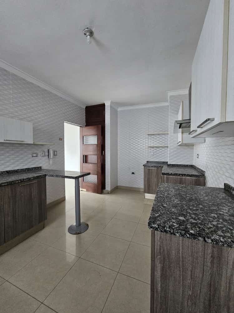 apartamentos - hermoso apartamento en zona céntrica  5
