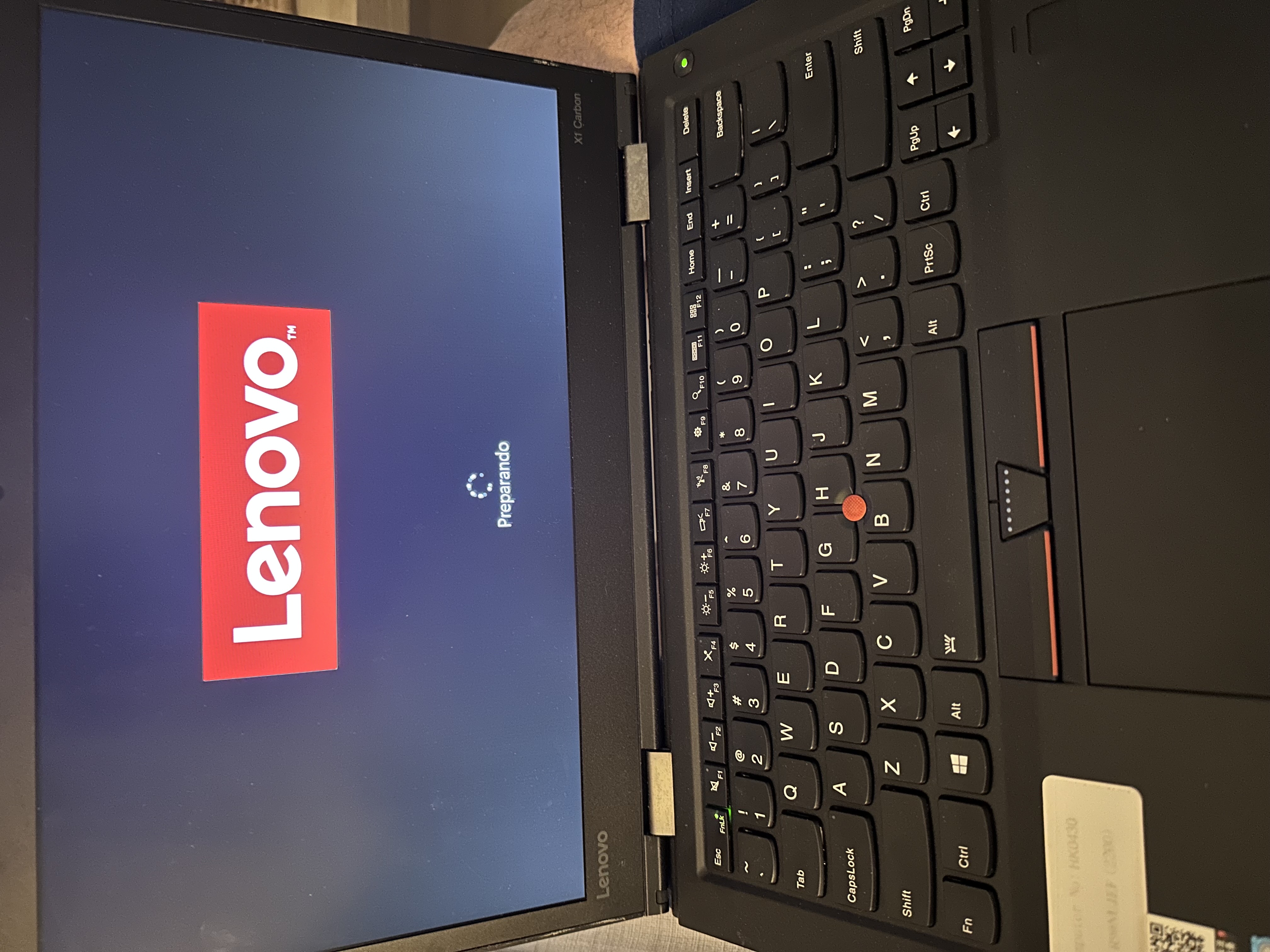 computadoras y laptops - vendo lenovo thinkpad X1 carbón  0