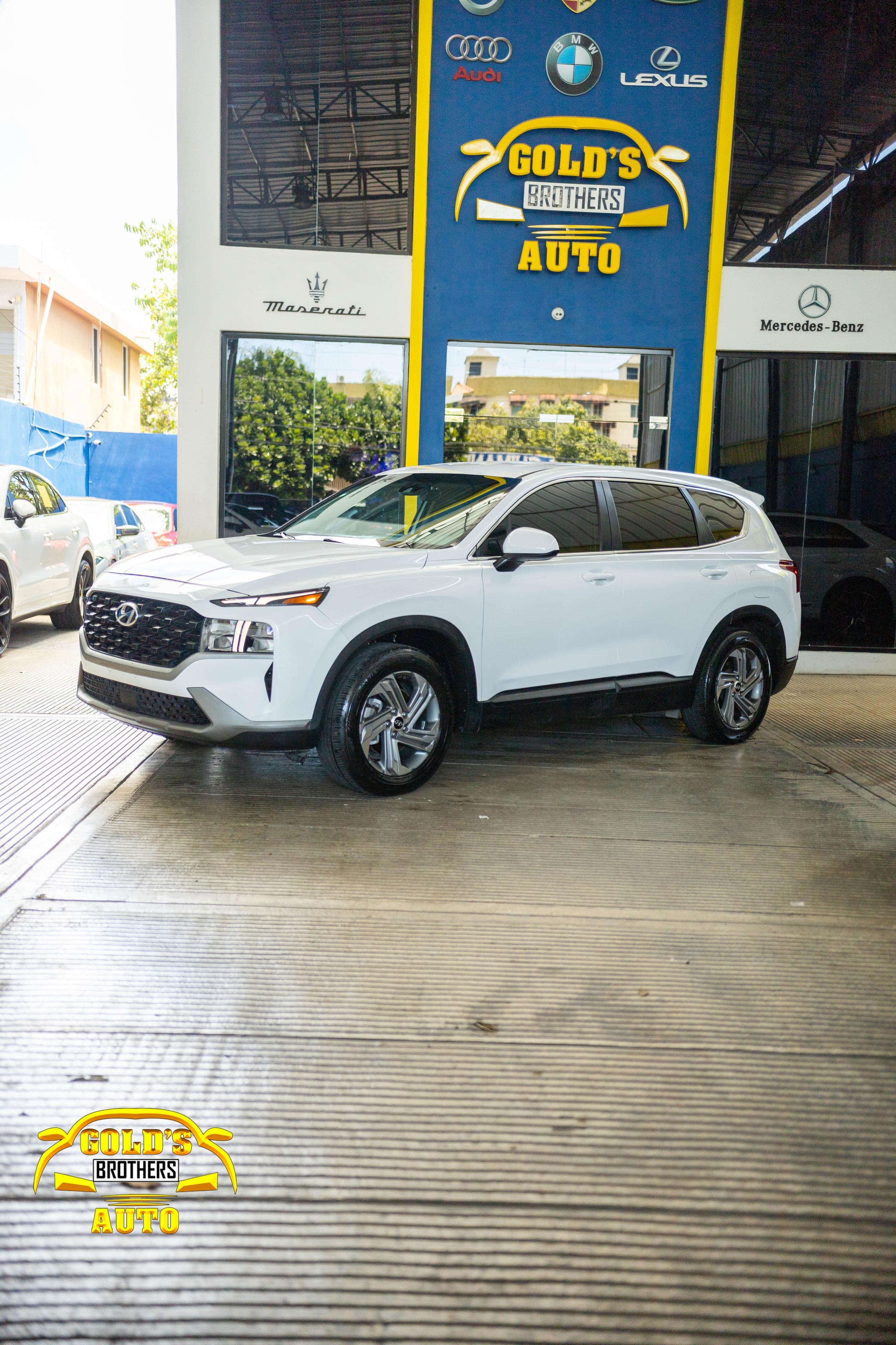 jeepetas y camionetas - Hyundai Santa Fe SE 2021 2