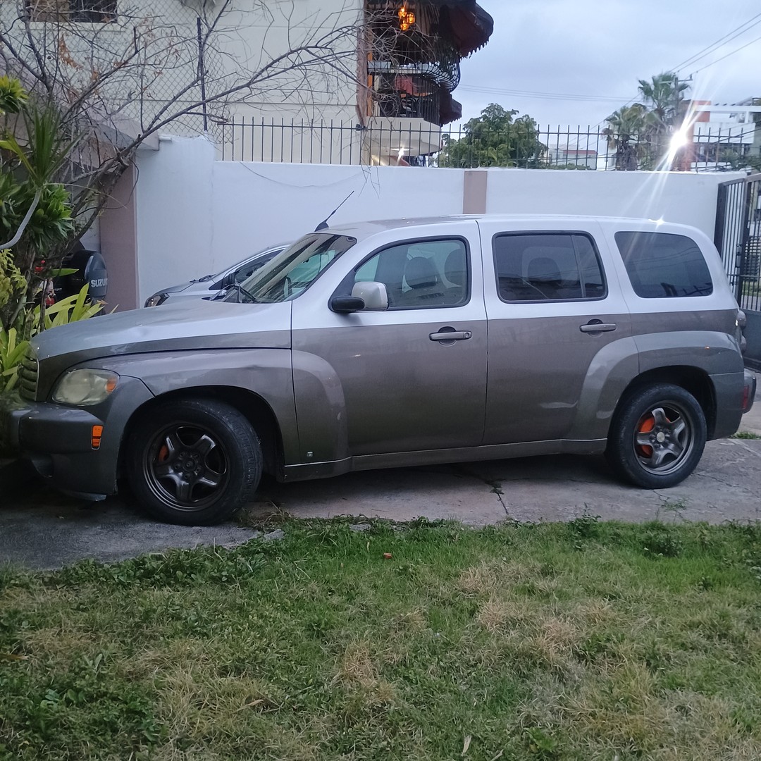 jeepetas y camionetas - CHEVROLET HHR 2010 EN BUEN ESTADO Y PRECIO  6