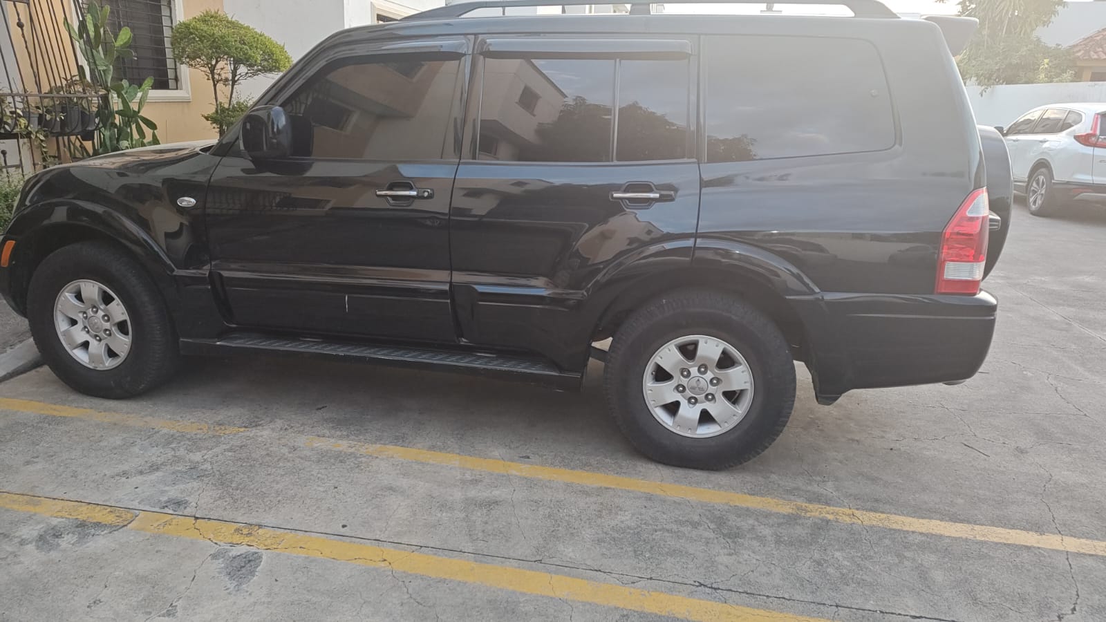 jeepetas y camionetas - mitsubishi montero 2004 5