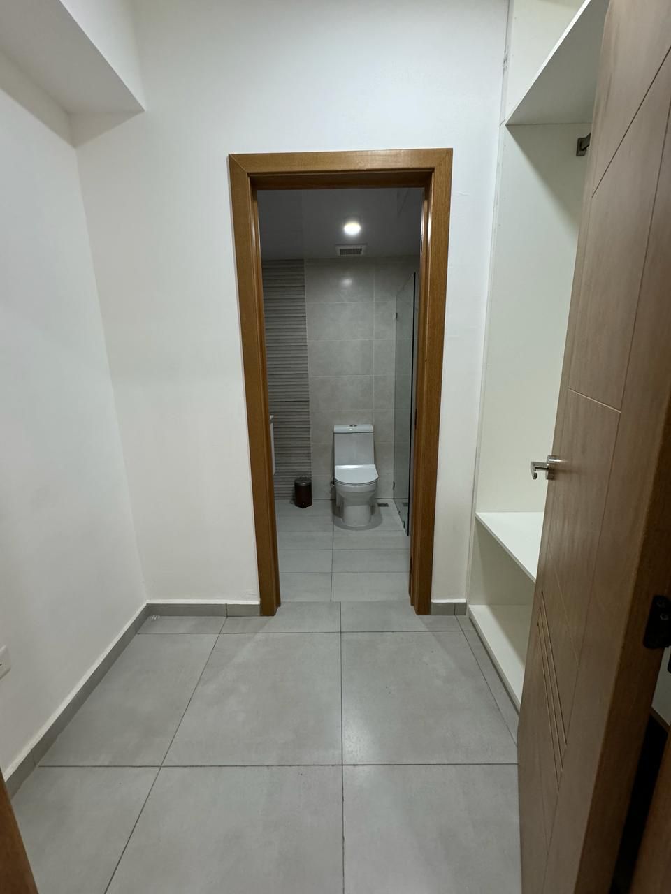 apartamentos - Apartamento completamente amueblado cercano a Apec y Unibe 4