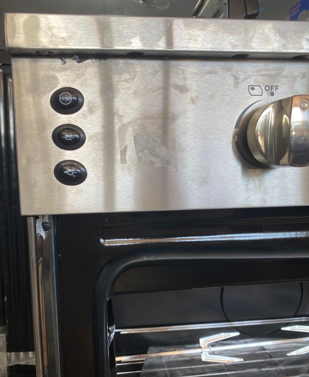 electrodomesticos - Estufa Inlec 36 pulgadas
Modelo TS-09
Luz en el horno
Parrillas fuertes

 2