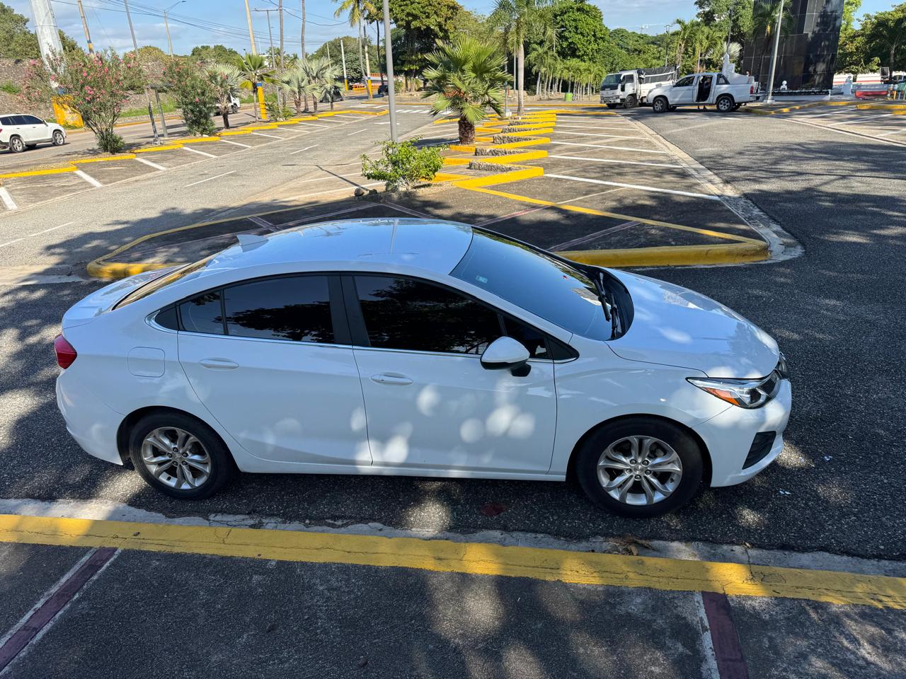 carros - Chevrolet Cruze LT 2019, impecable 4