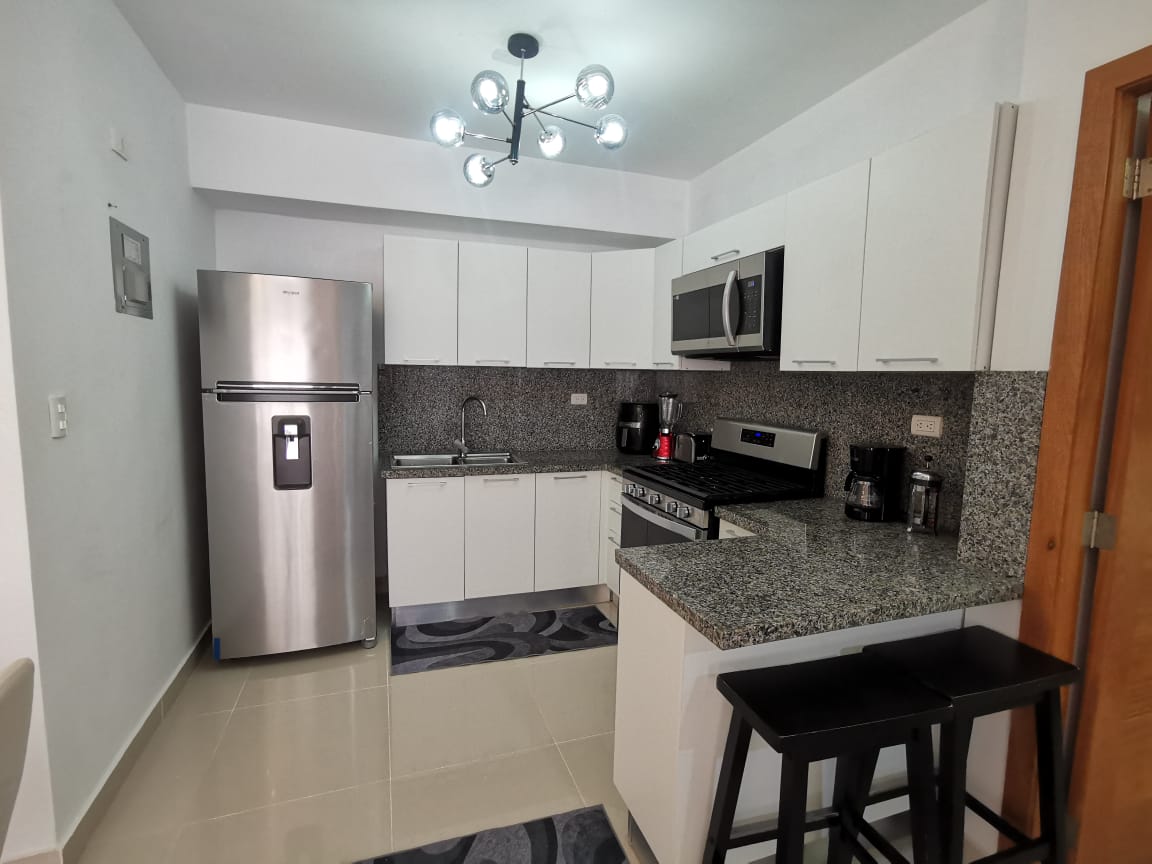 apartamentos - ALQUILO APARTAMENTO AMUEBLADO EVARISTO 3