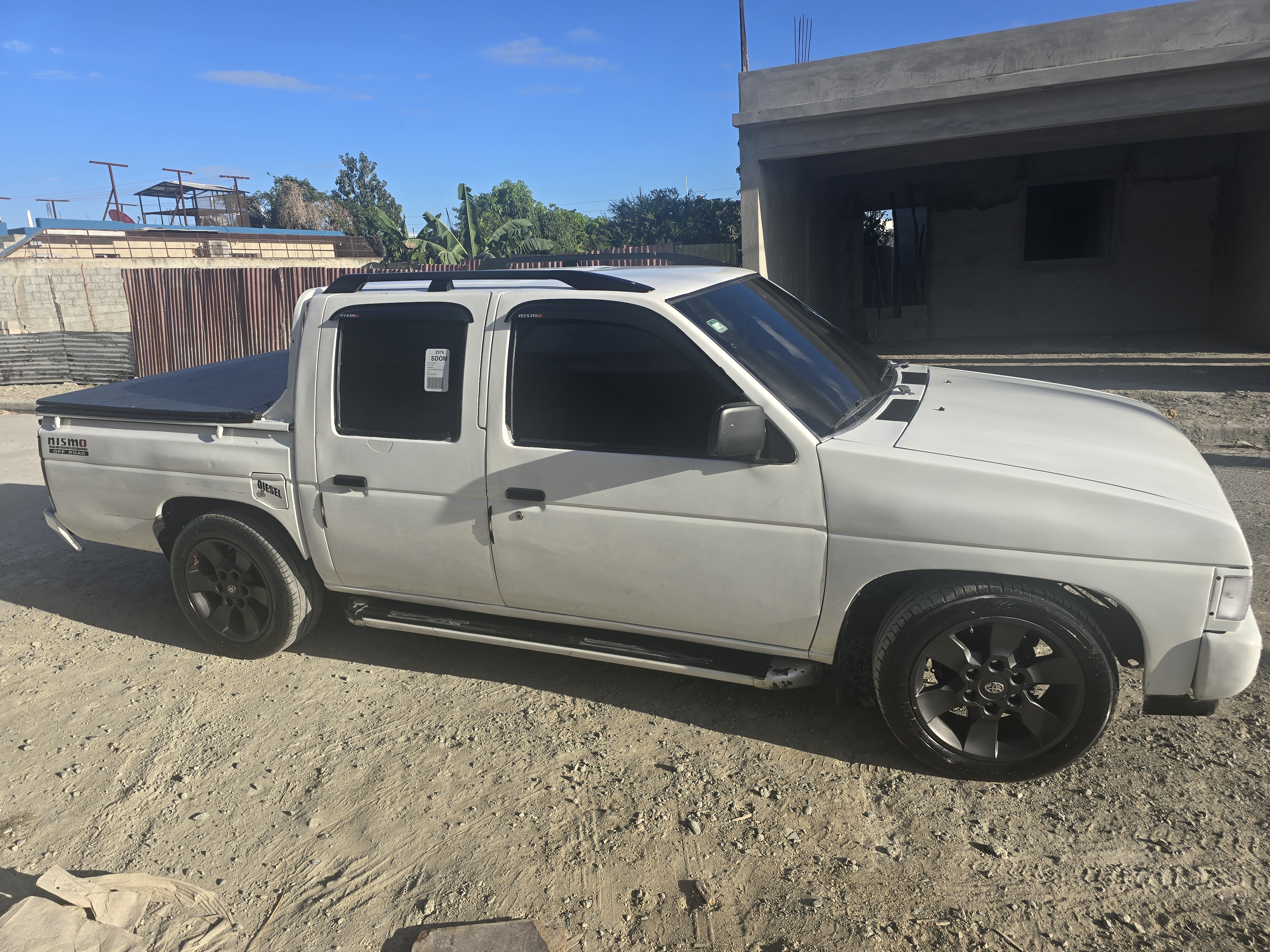 jeepetas y camionetas - Nissan d21 presio 520mil  3