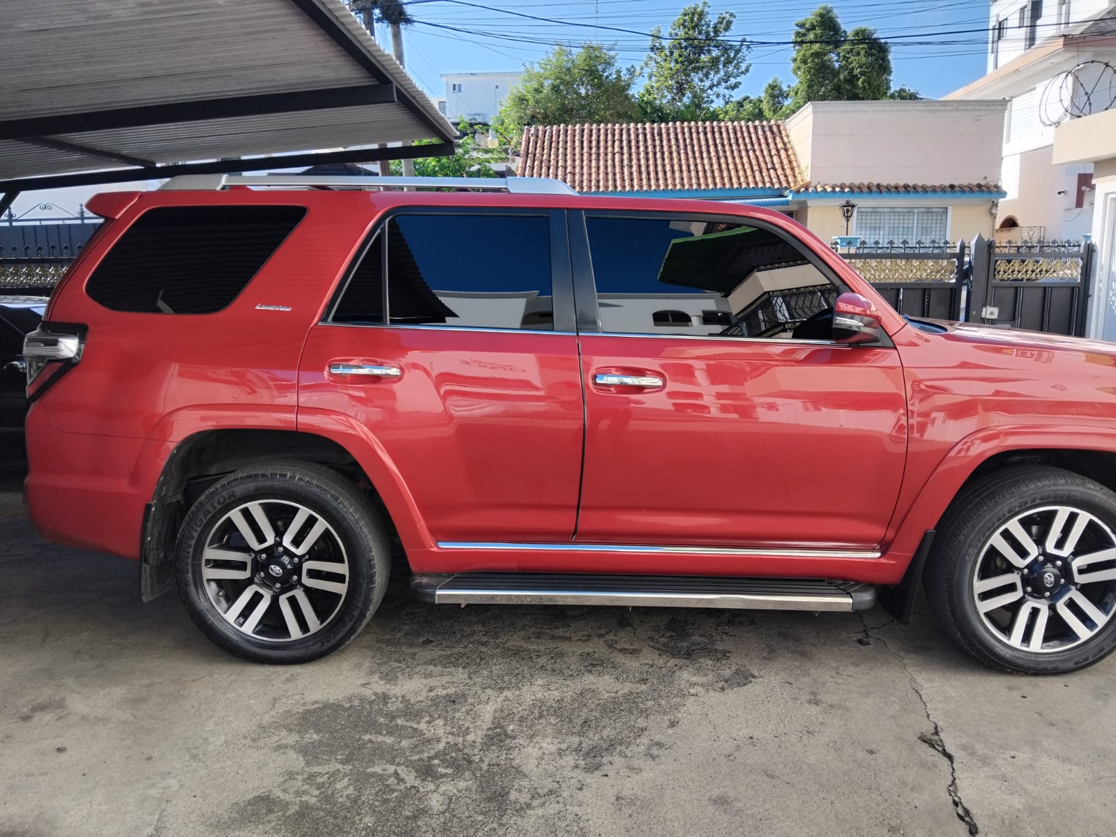 jeepetas y camionetas - Toyota 4runner limited 2016 3
